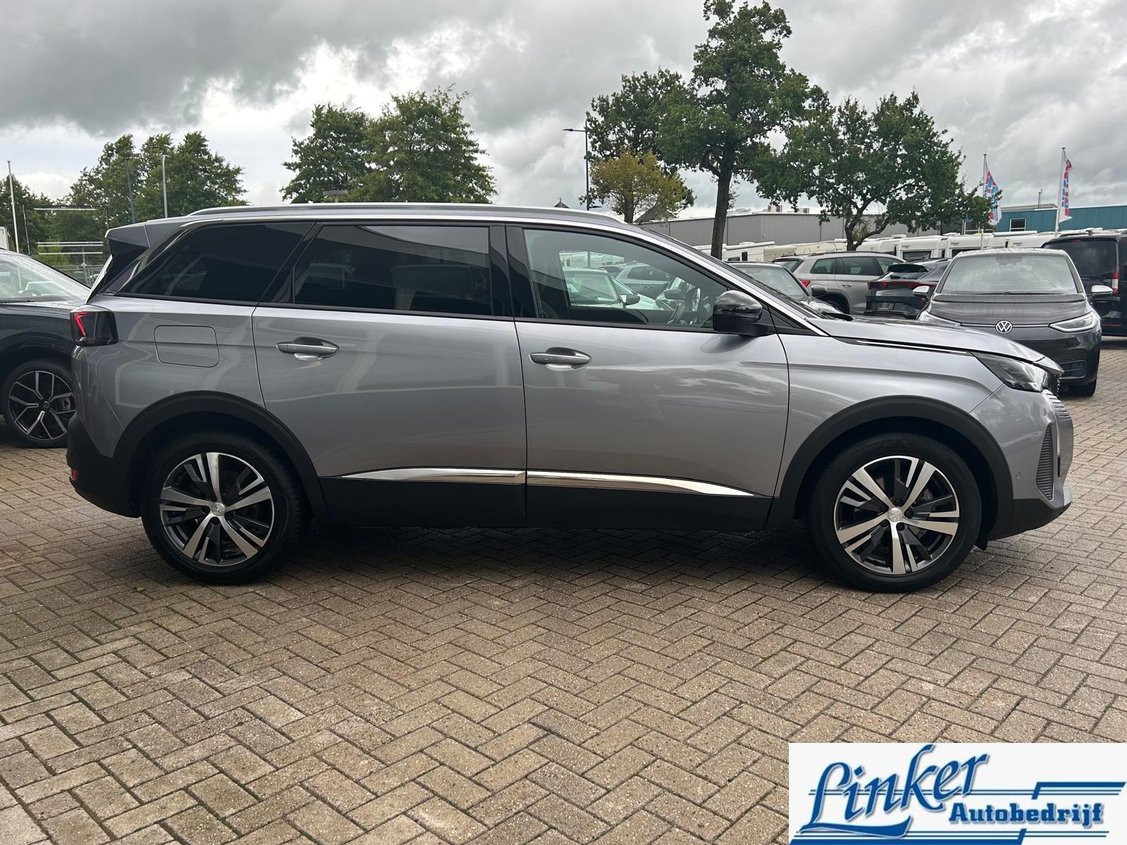 Foto van Peugeot 5008