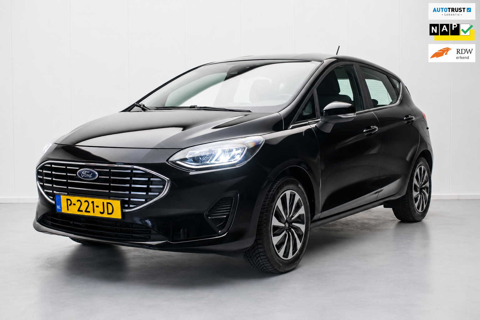 Ford Fiesta 1.0 EcoBoost 125PK Hybrid Titanium NL-auto [ Carplay LED Draadloze Telefoonlader Parkeersensoren Climate Control ] 2022 - voorkant