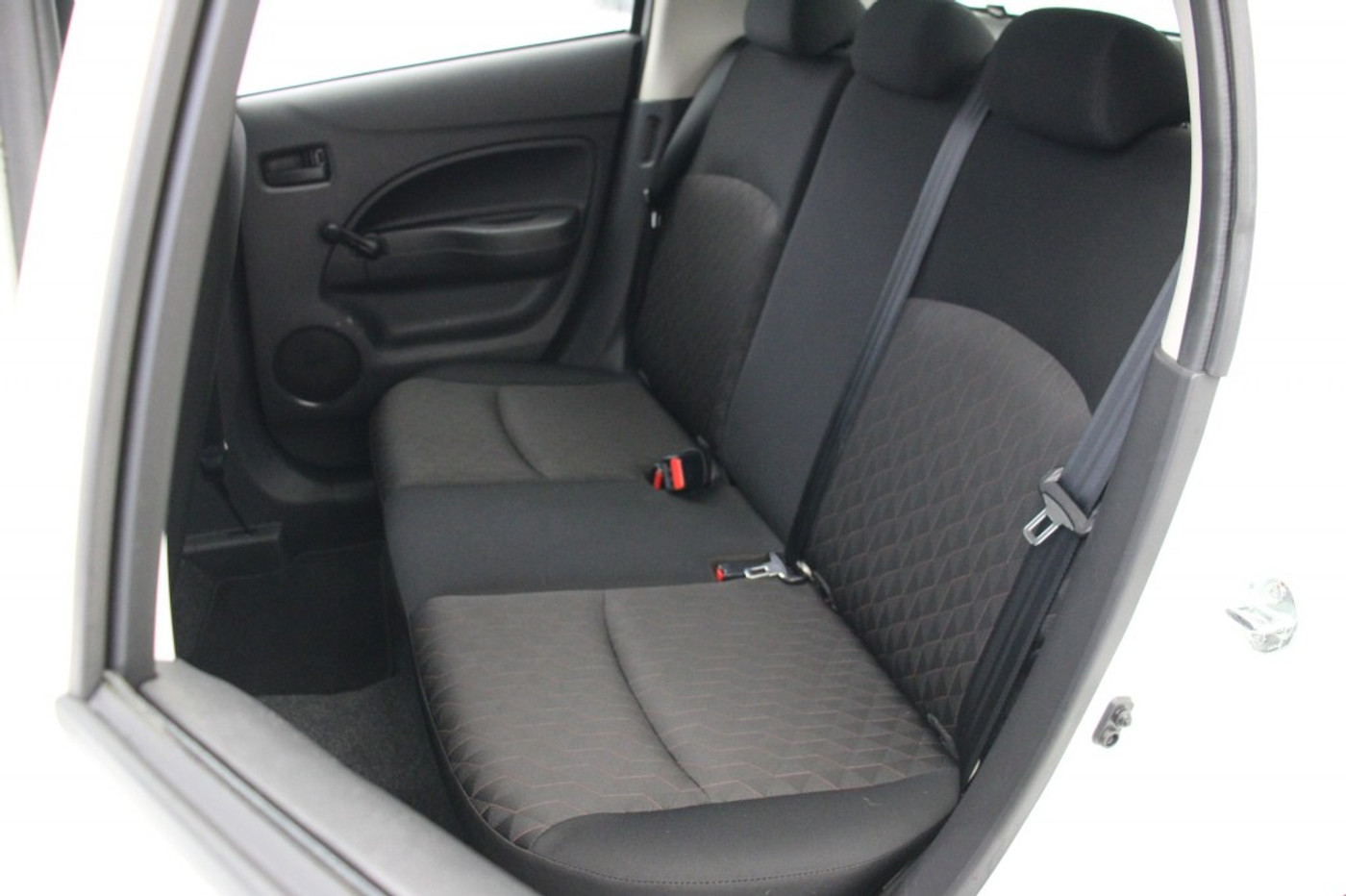 Foto van Mitsubishi Mitsubishi Space Star