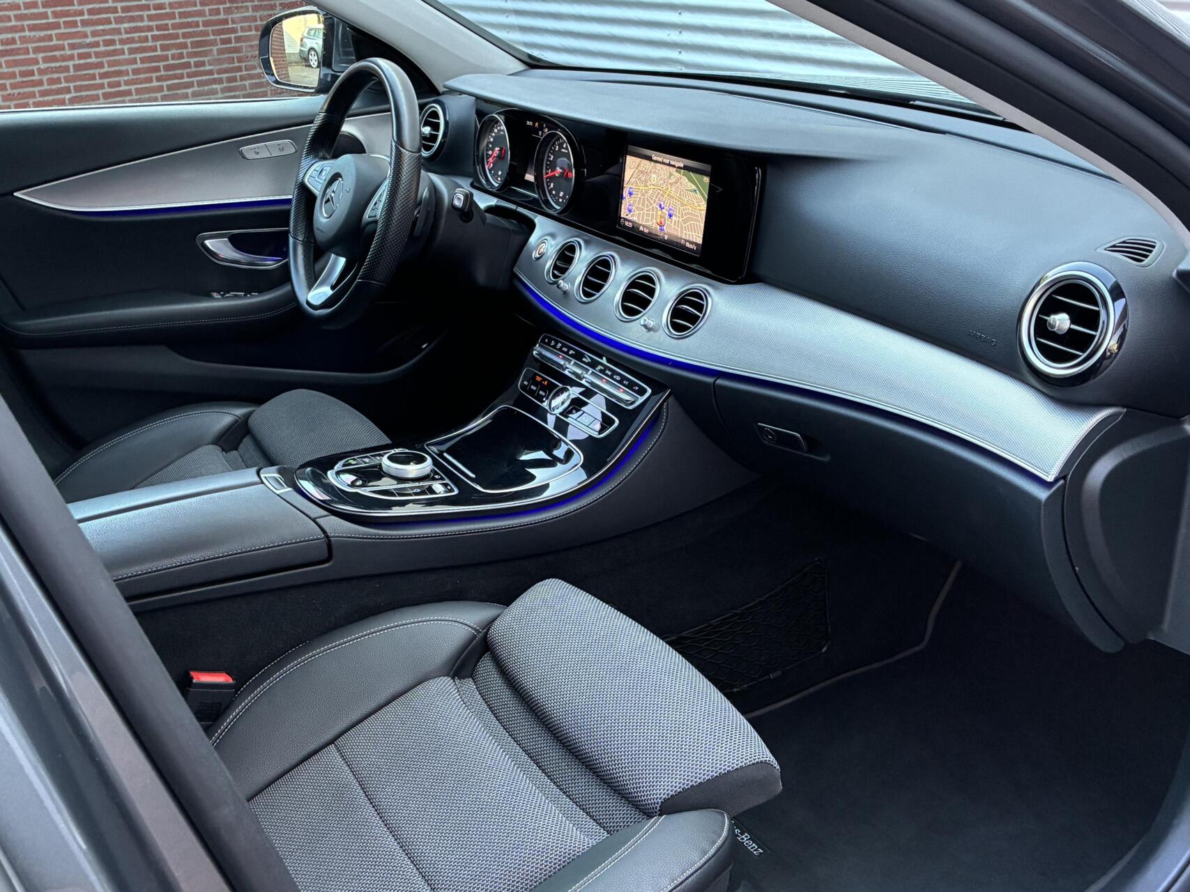 Foto van Mercedes-Benz E 200