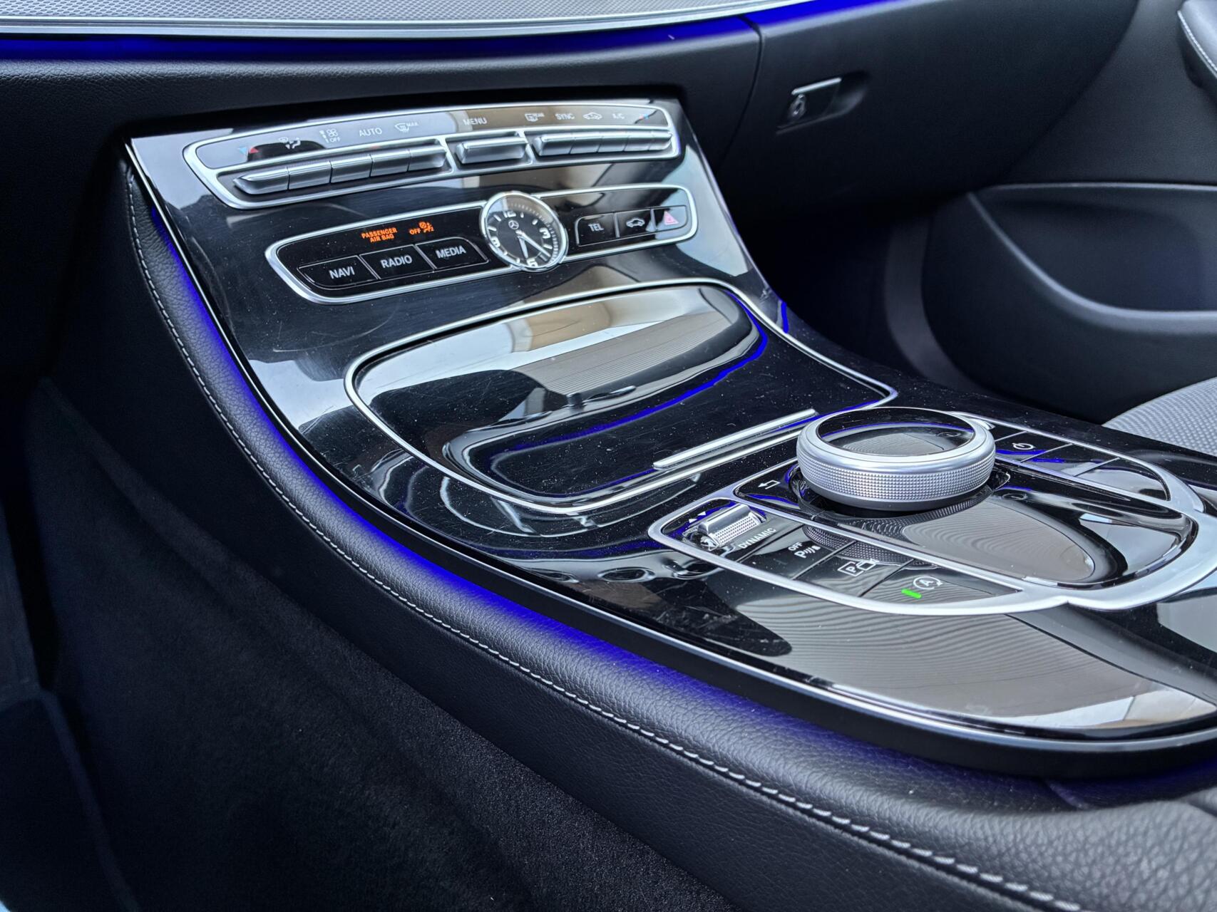 Foto van Mercedes-Benz E 200