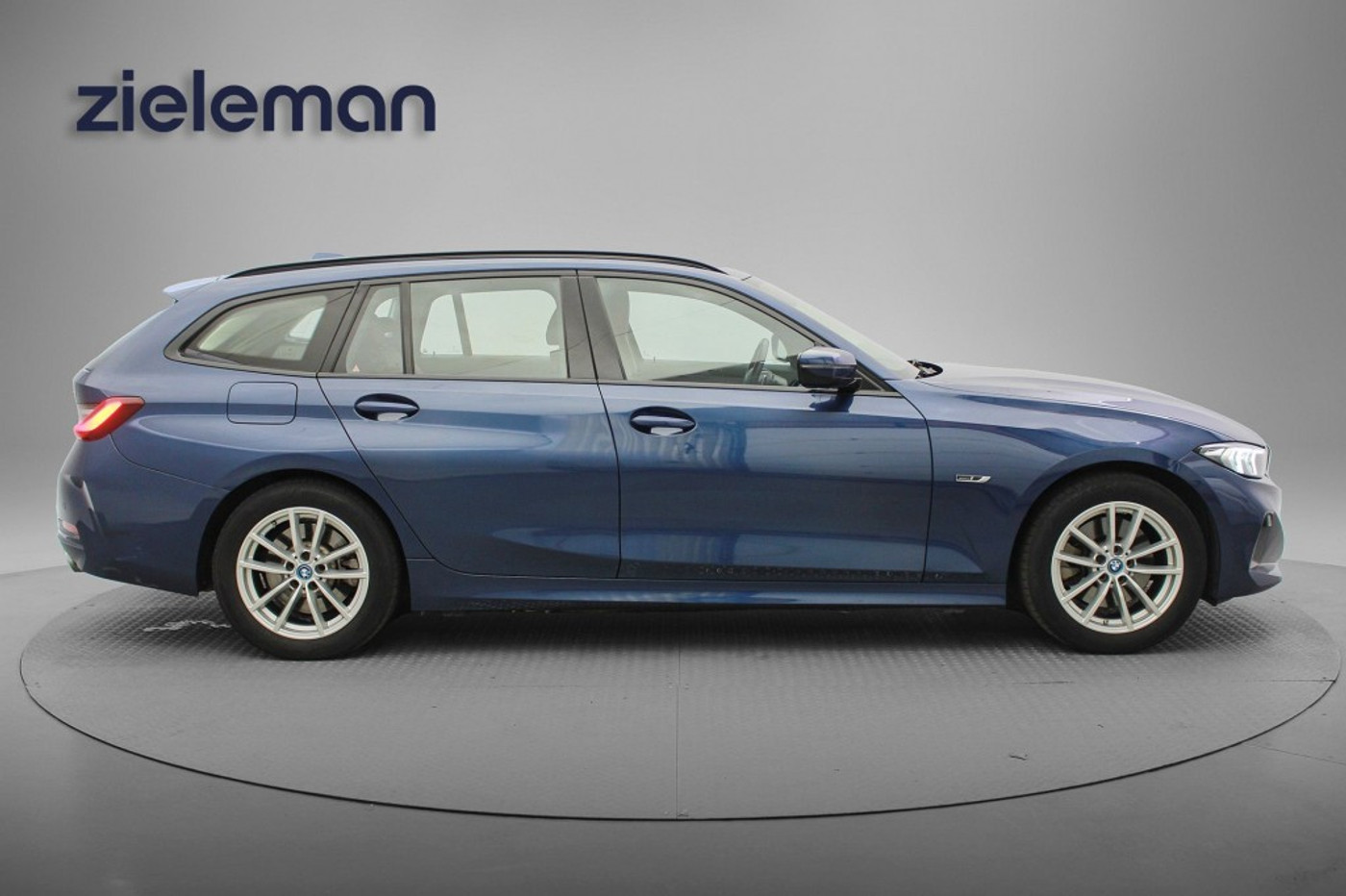 Foto van BMW 330e