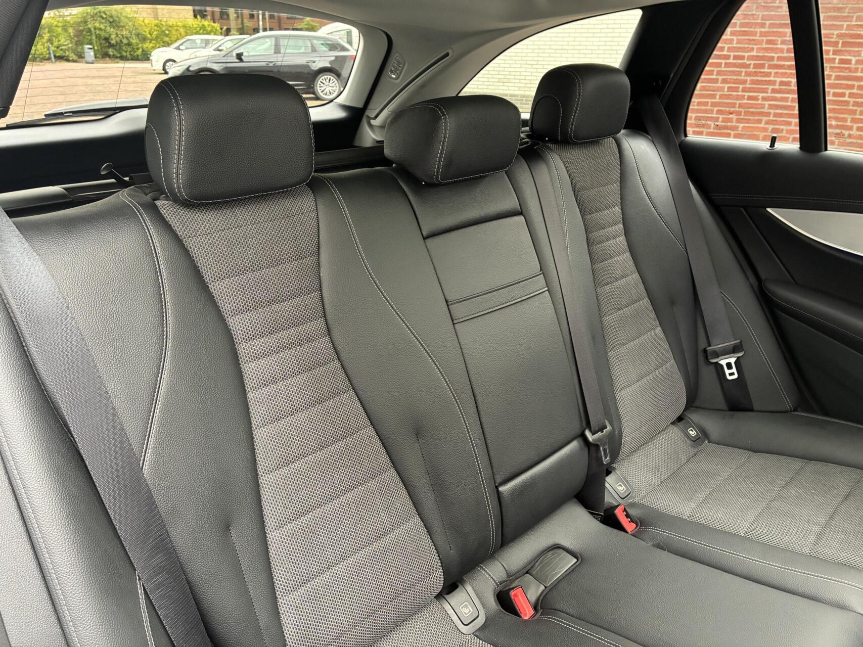 Foto van Mercedes E-klasse Estate