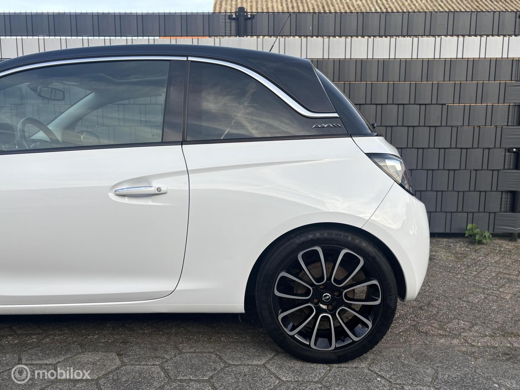 Foto van Opel Adam
