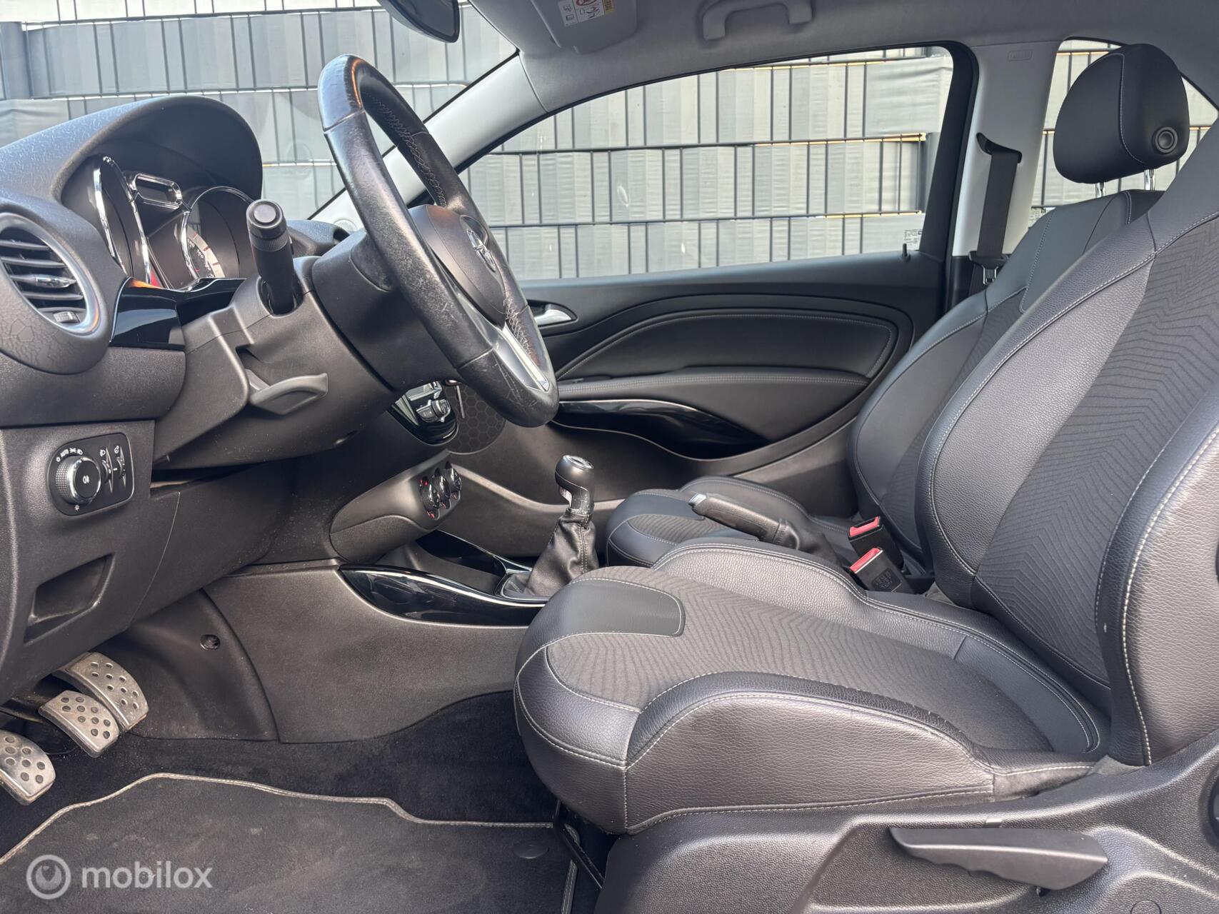 Foto van Opel Adam