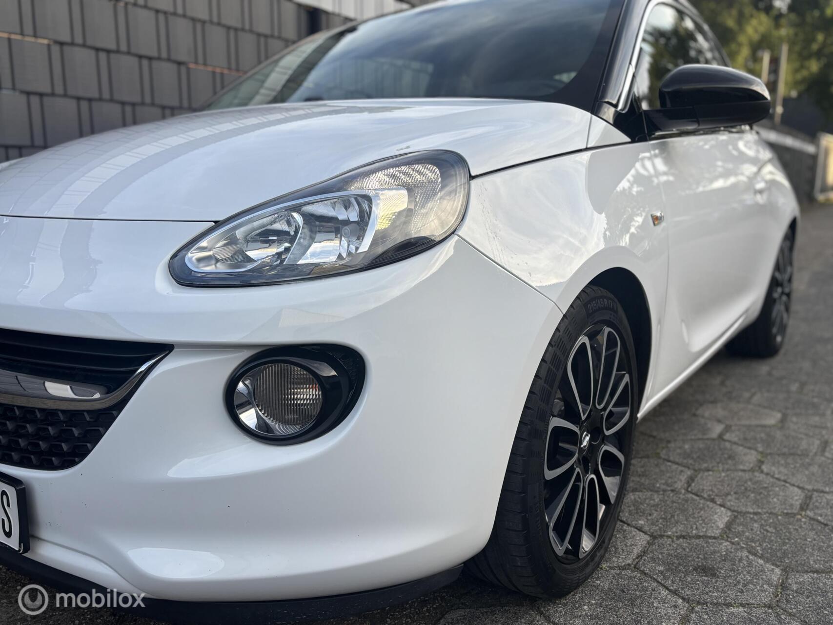 Foto van Opel Adam