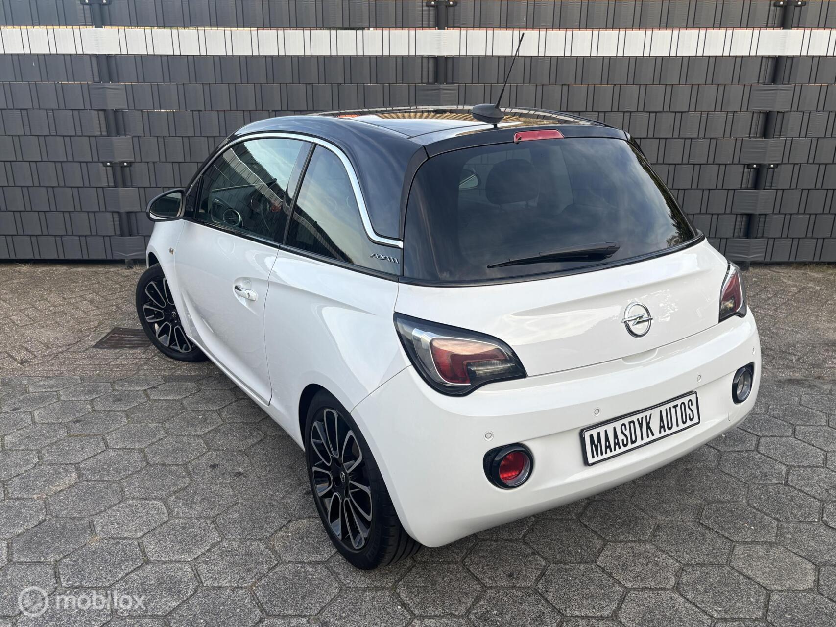 Foto van Opel Adam