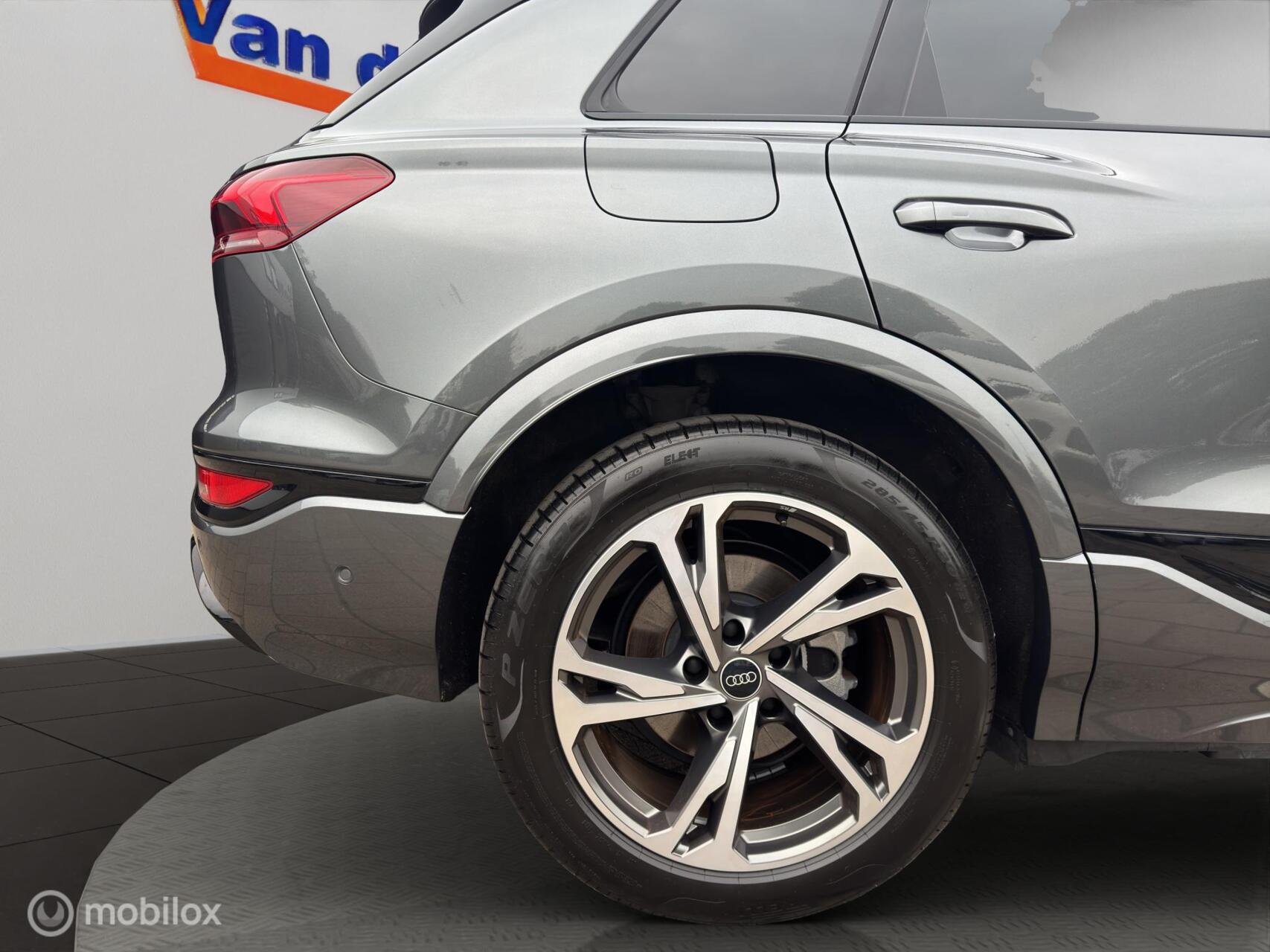 Foto van Audi Q6 E-tron