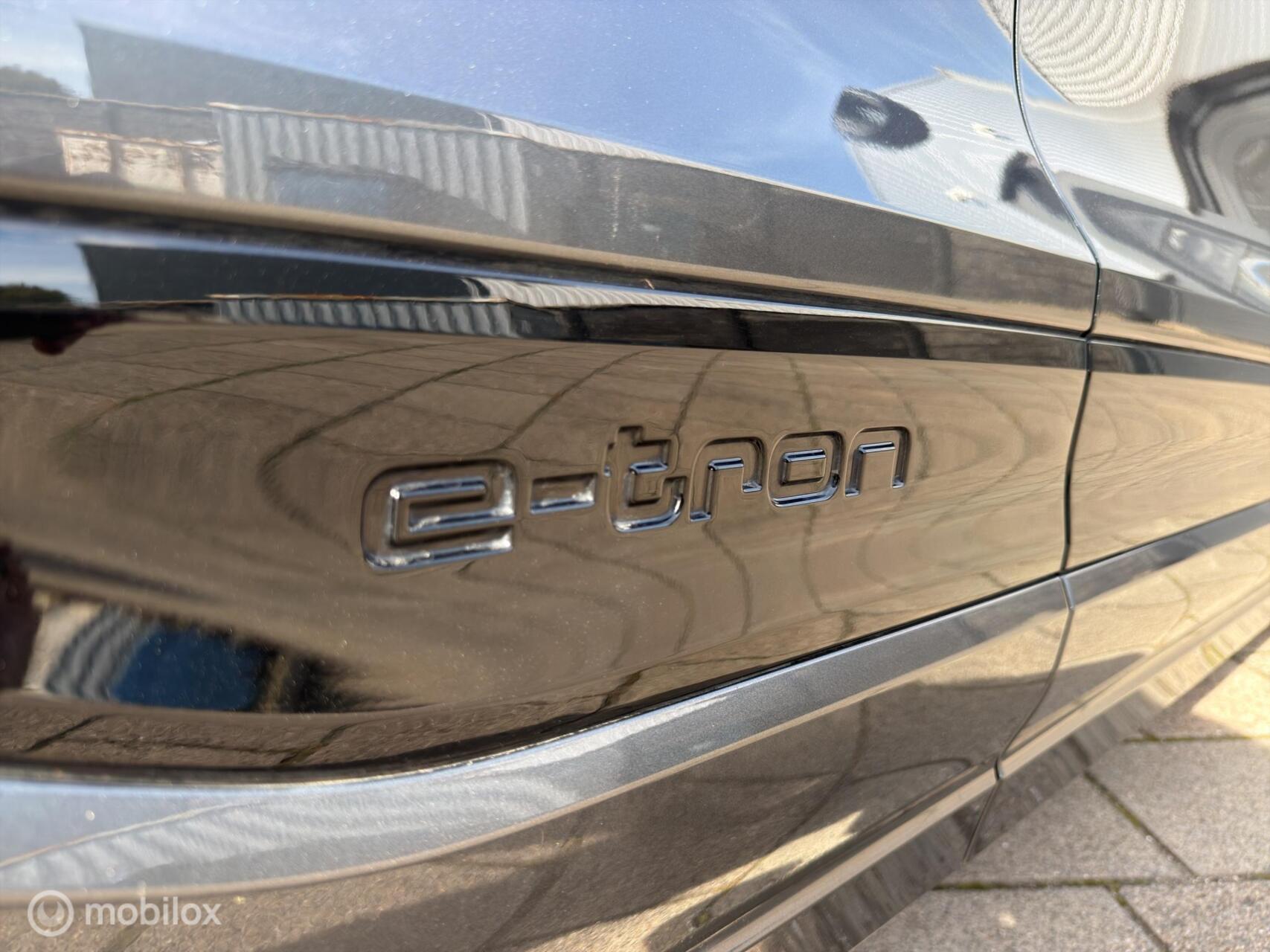 Foto van Audi Q6 E-tron
