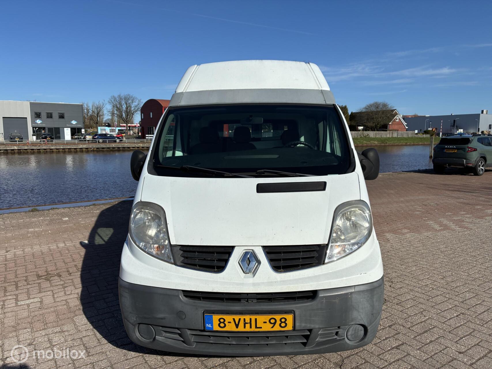 Foto van Renault Trafic T29 L2/h2 2.0 Dci 66kw E4