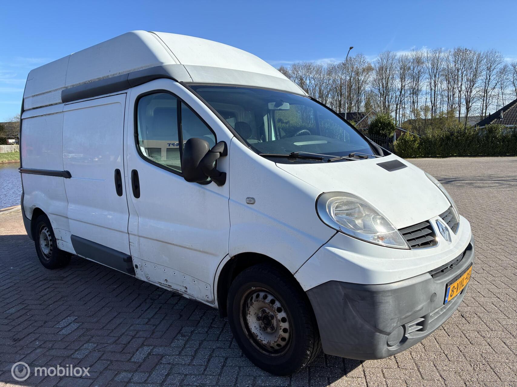 Foto van Renault Trafic T29 L2/h2 2.0 Dci 66kw E4