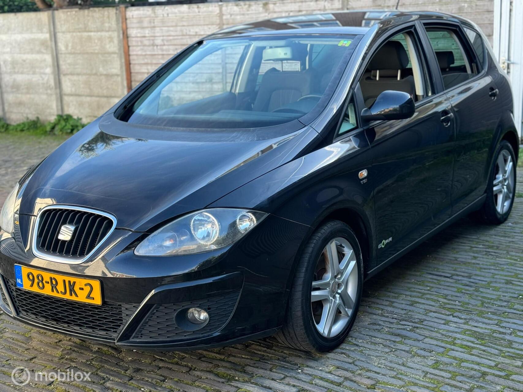 Seat Altea 1.2 TSI Ecomotive | Navi | Climate | PDC | NAP 2011 - voorkant