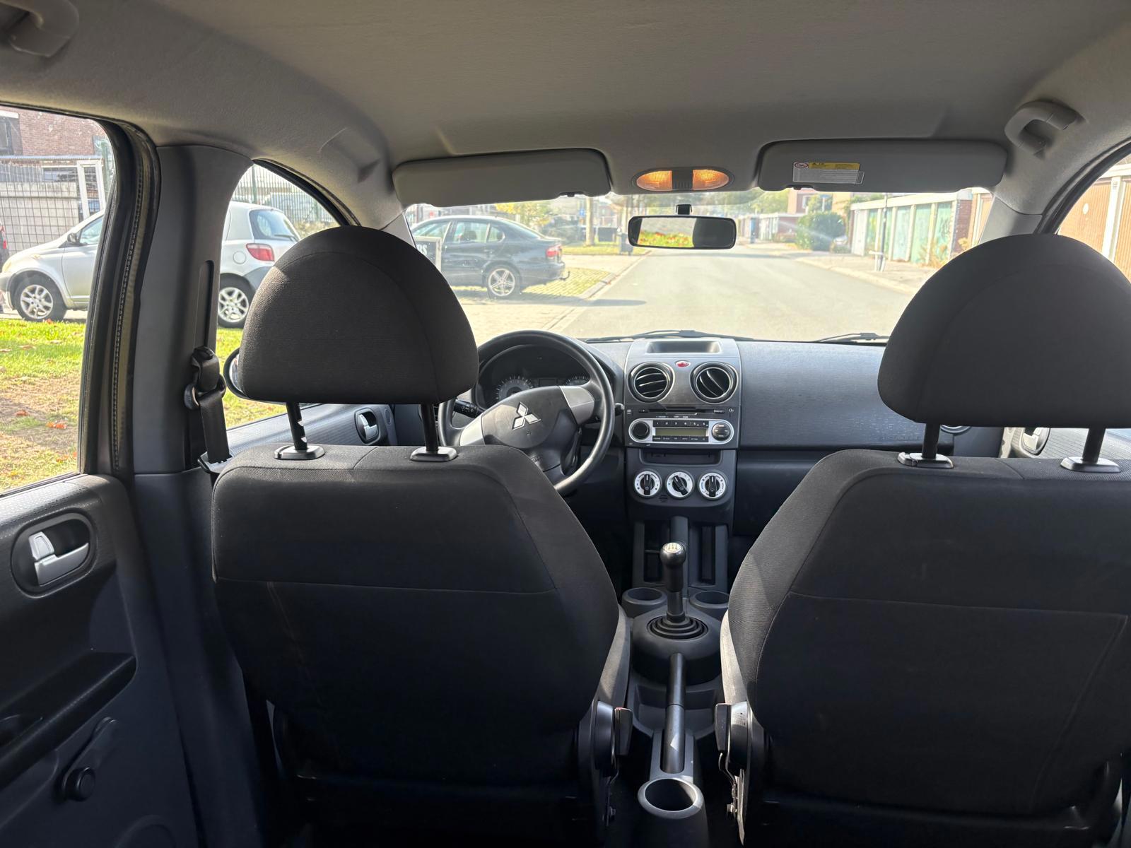 Foto van Mitsubishi Mitsubishi Colt