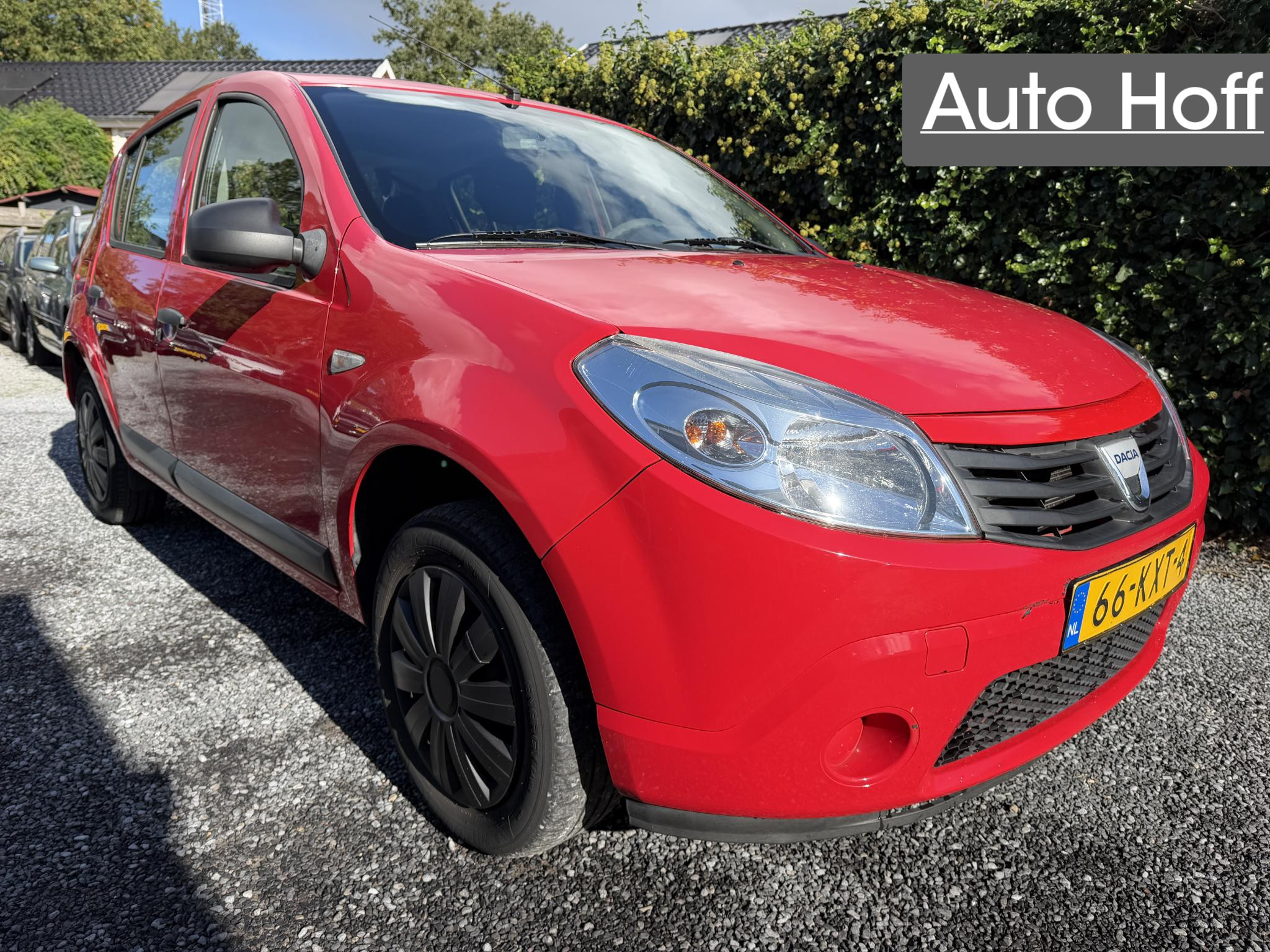 Dacia Sandero 1.2 Ambiance 2010 - voorkant