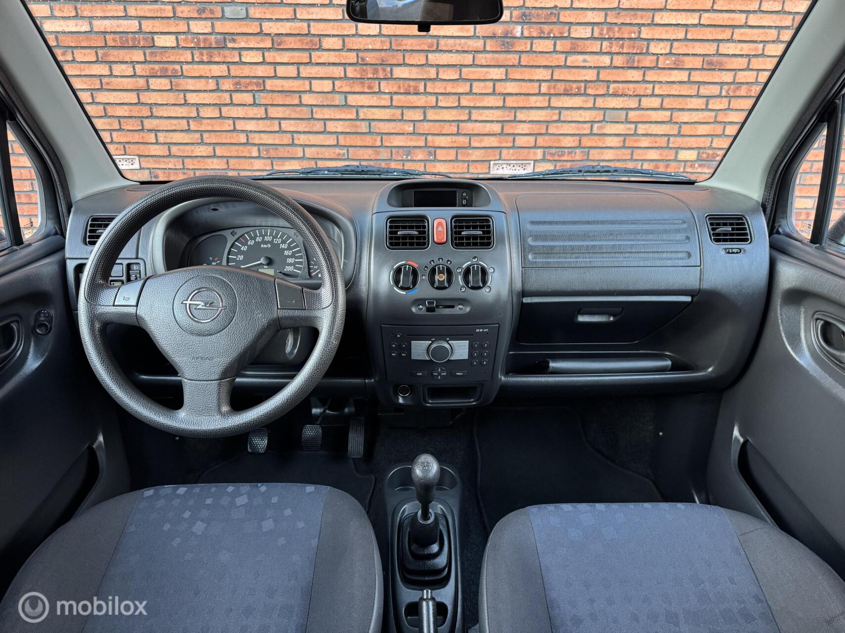 Foto van Opel Agila