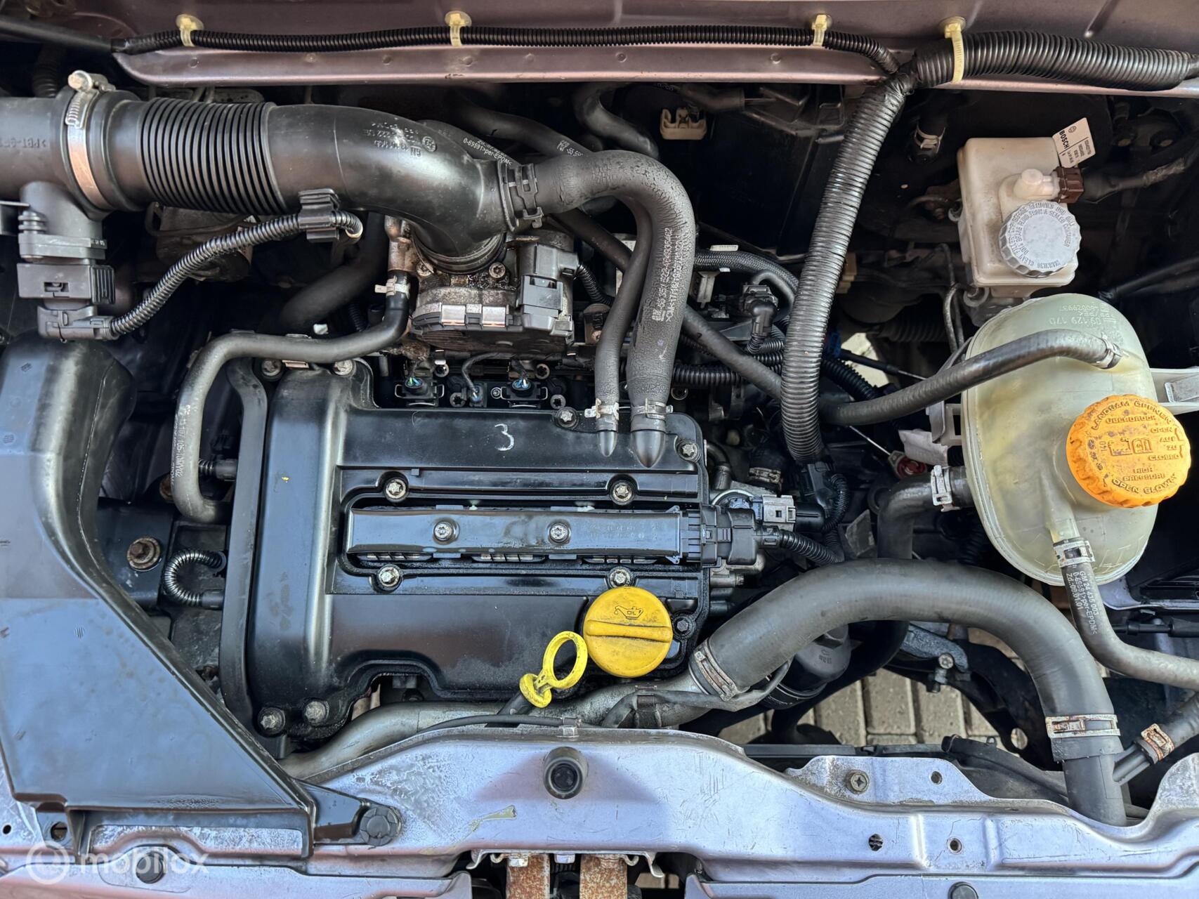 Foto van Opel Agila