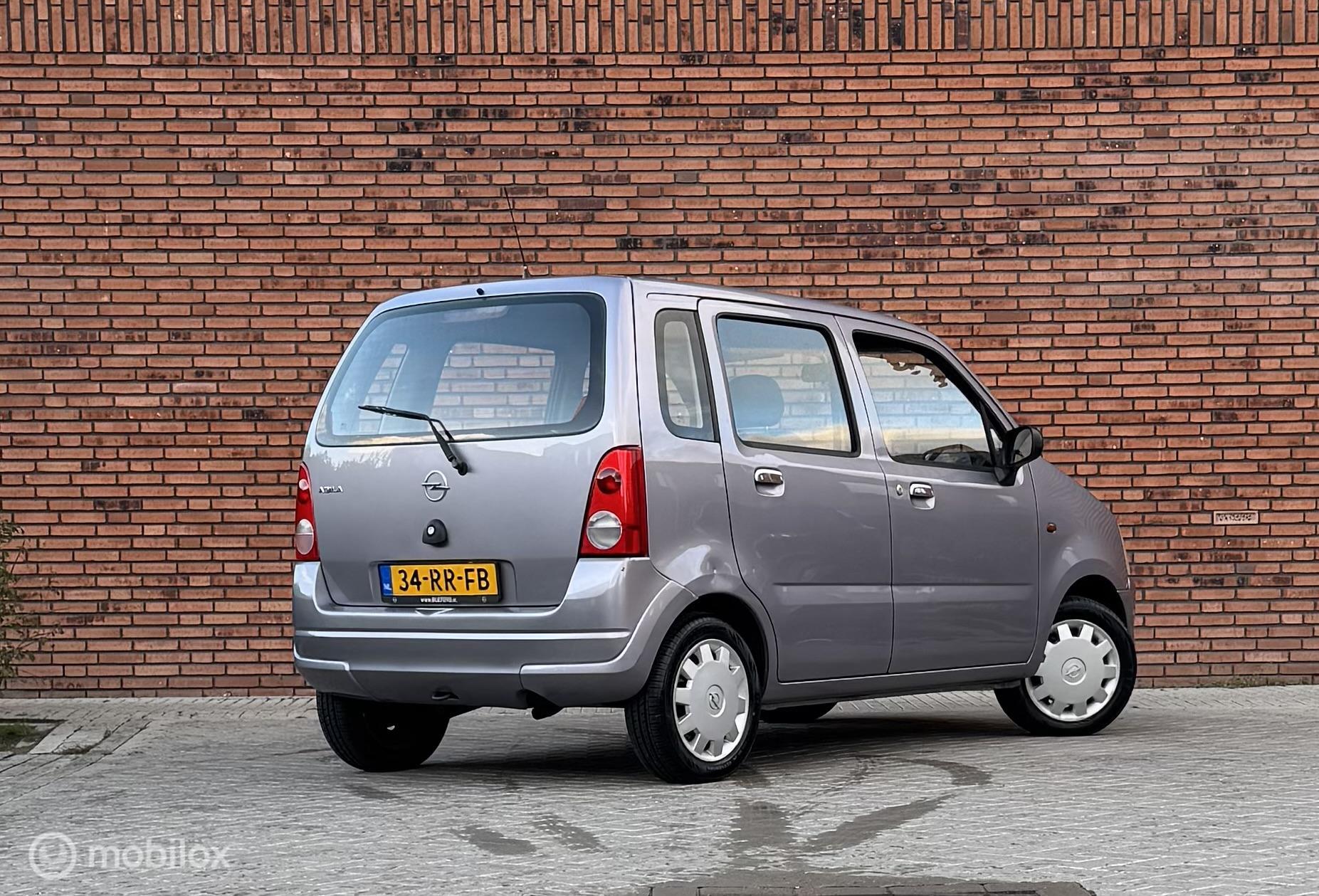 Foto van Opel Agila