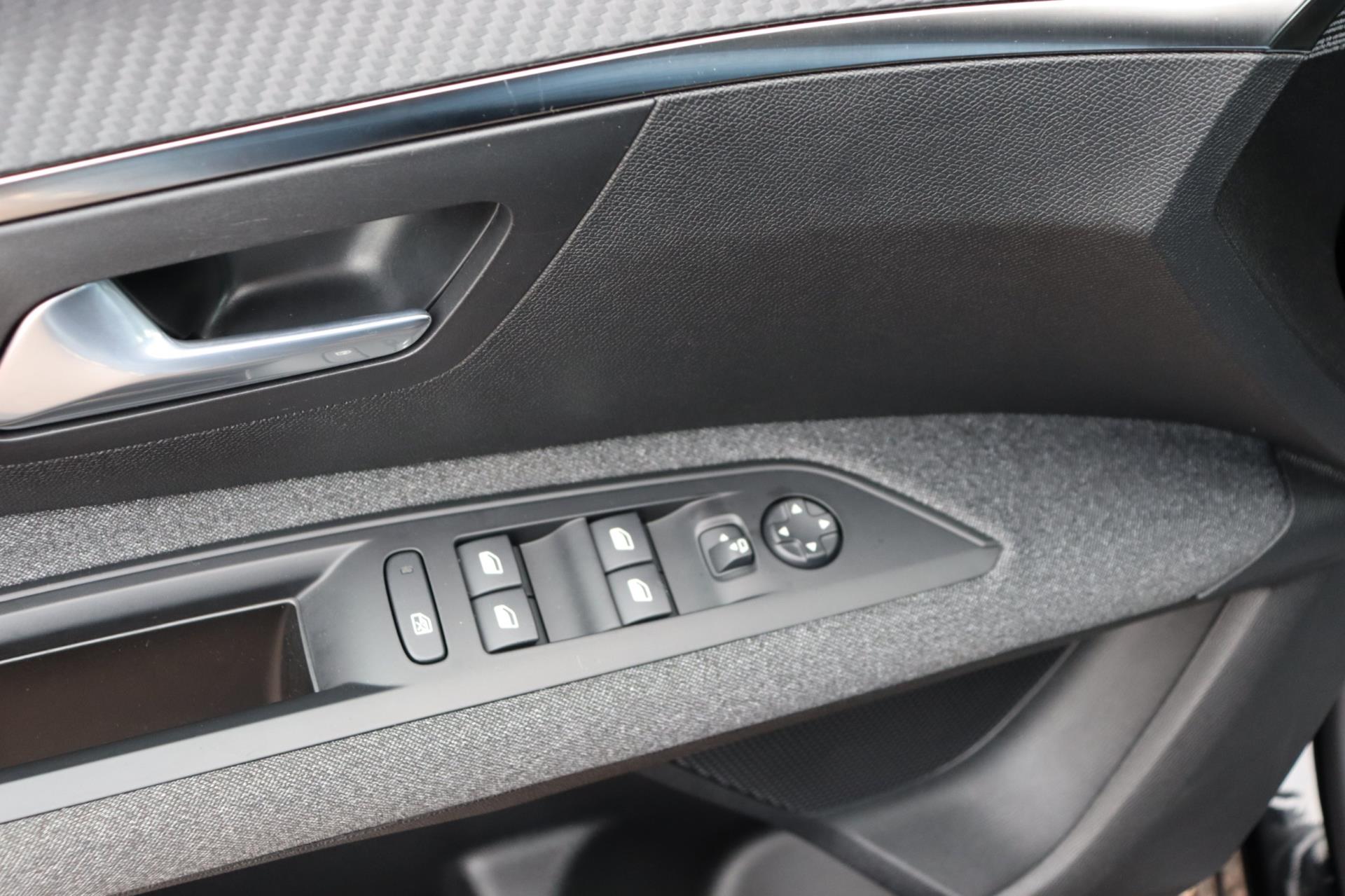 Foto van Peugeot 5008