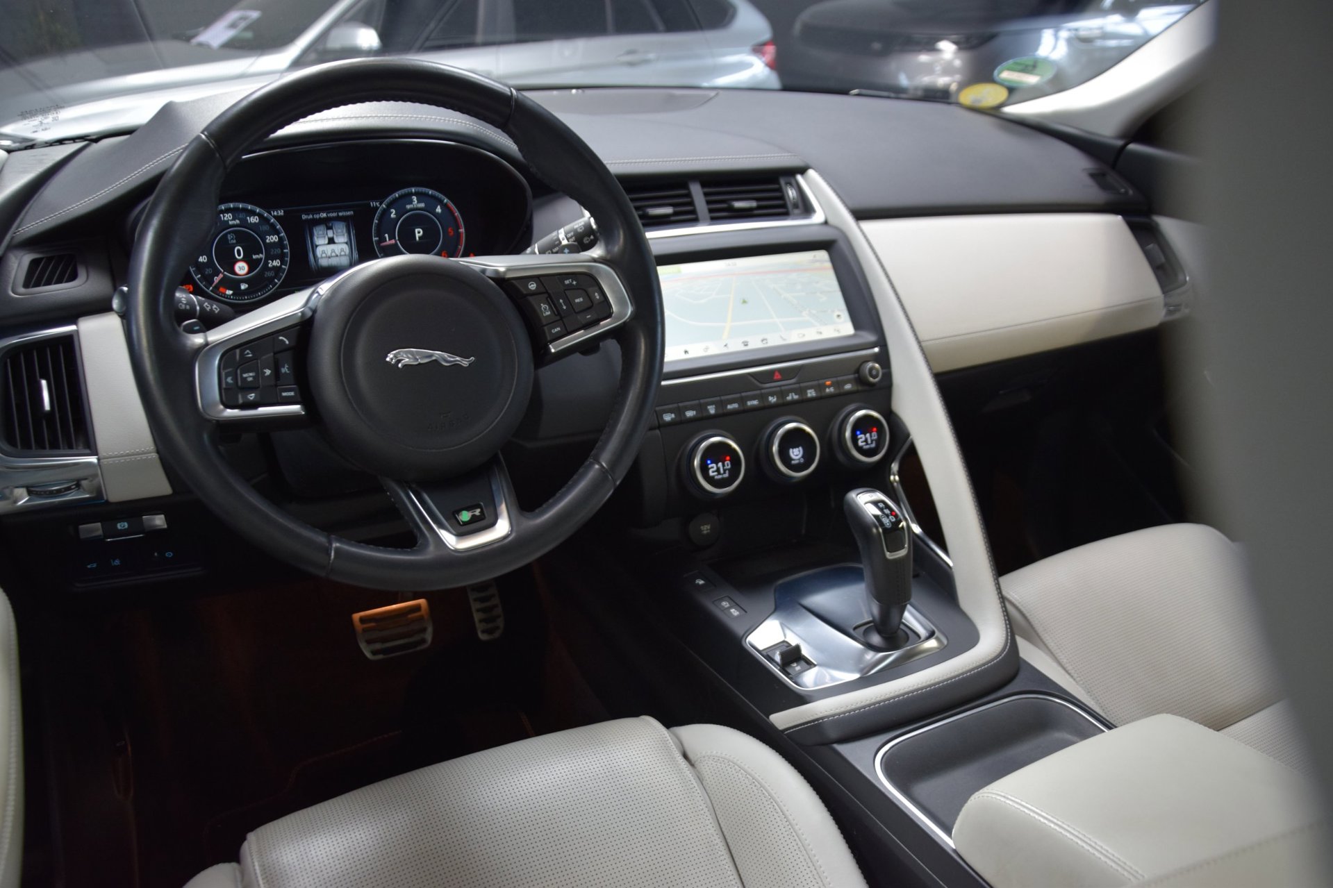 Foto van Jaguar Jaguar E-pace