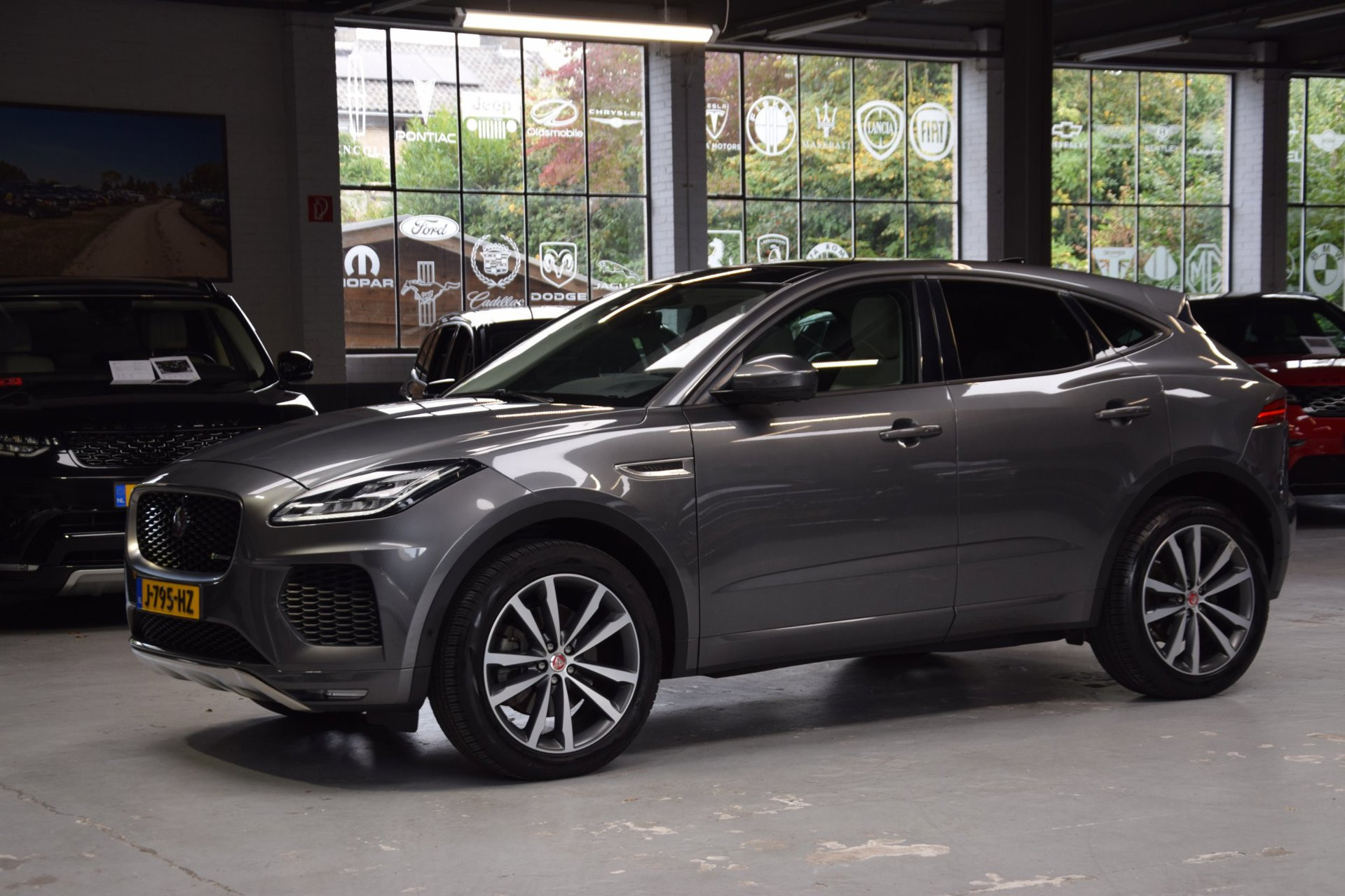 Foto van Jaguar Jaguar E-pace