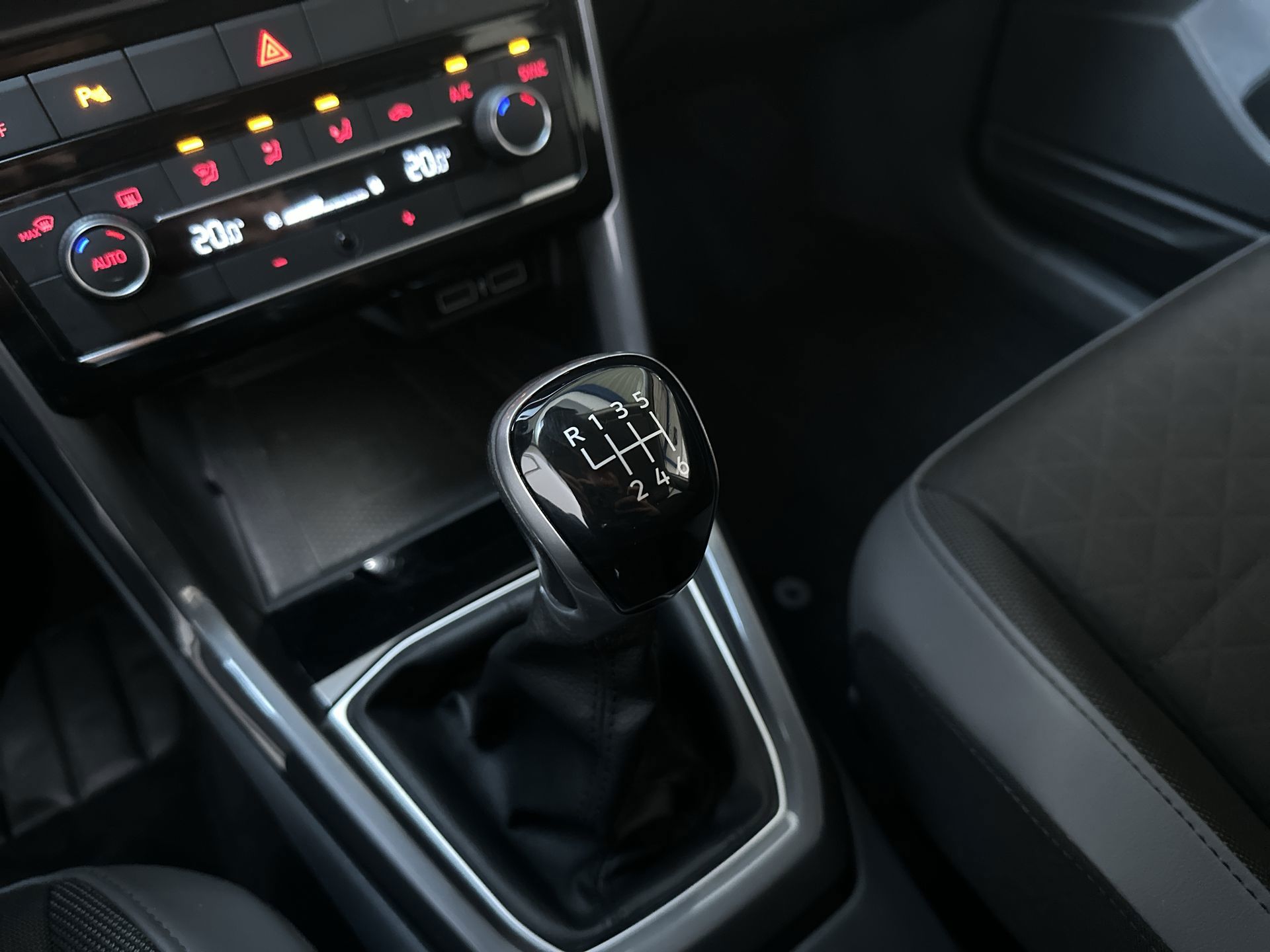 Foto van Volkswagen T-cross