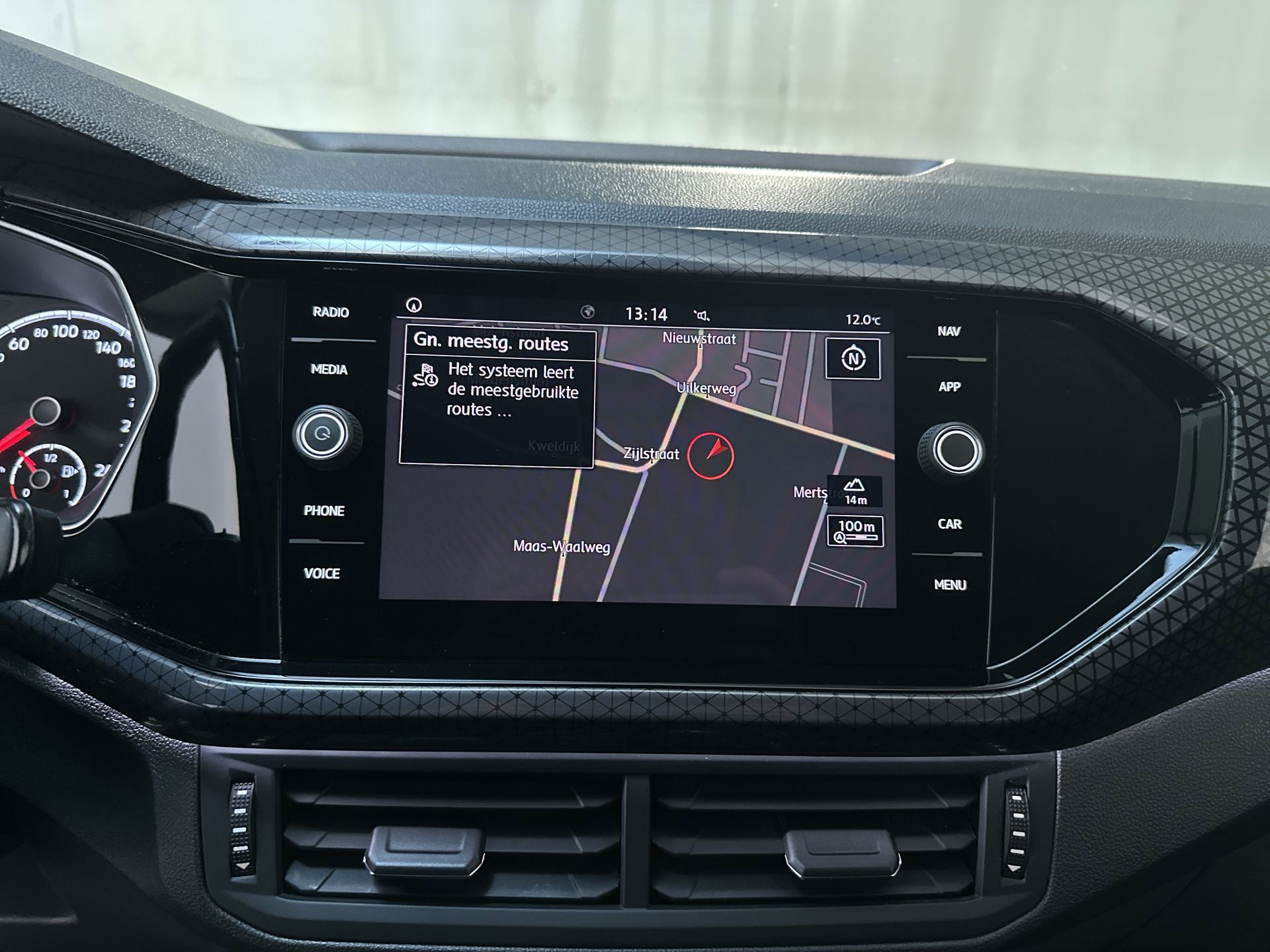 Foto van Volkswagen T-cross