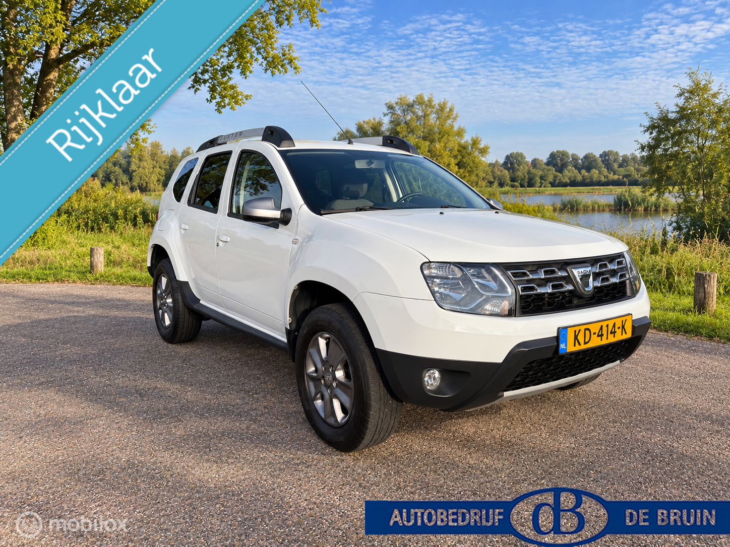 Dacia Duster 1.2 TCe 4x2 Lauréate Trekhaak 2016 - voorkant
