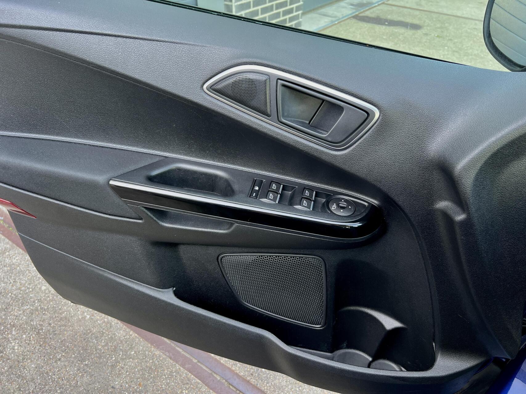 Foto van Ford B-max