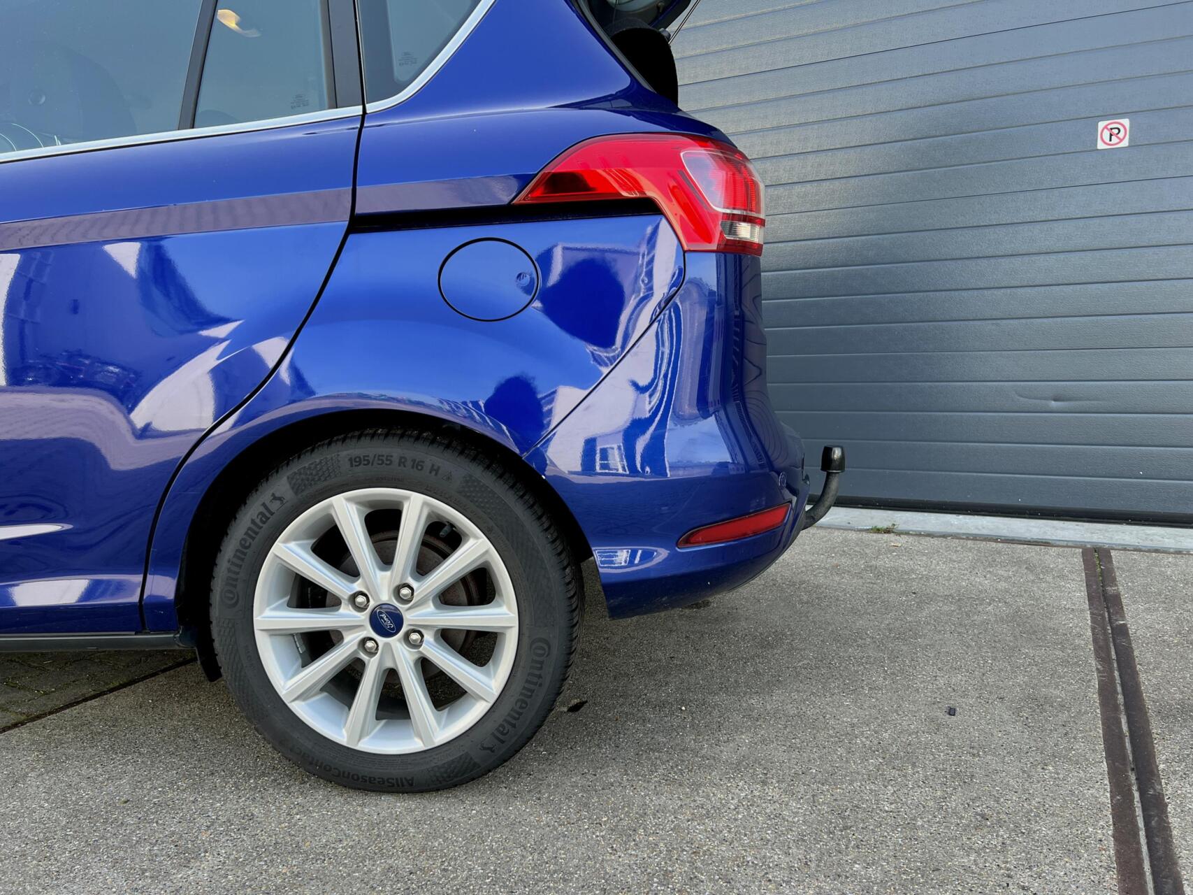 Foto van Ford B-max