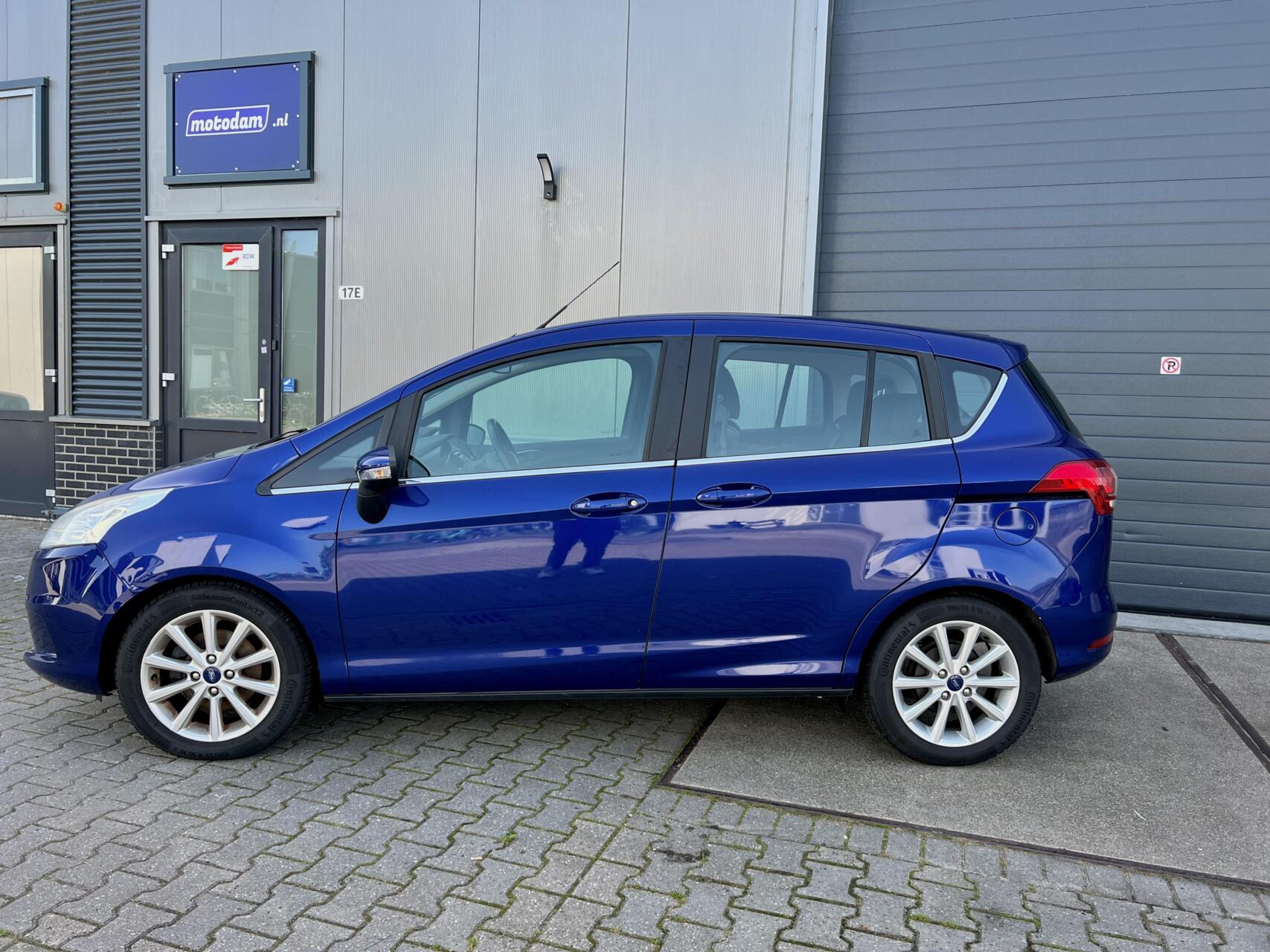 Foto van Ford B-max