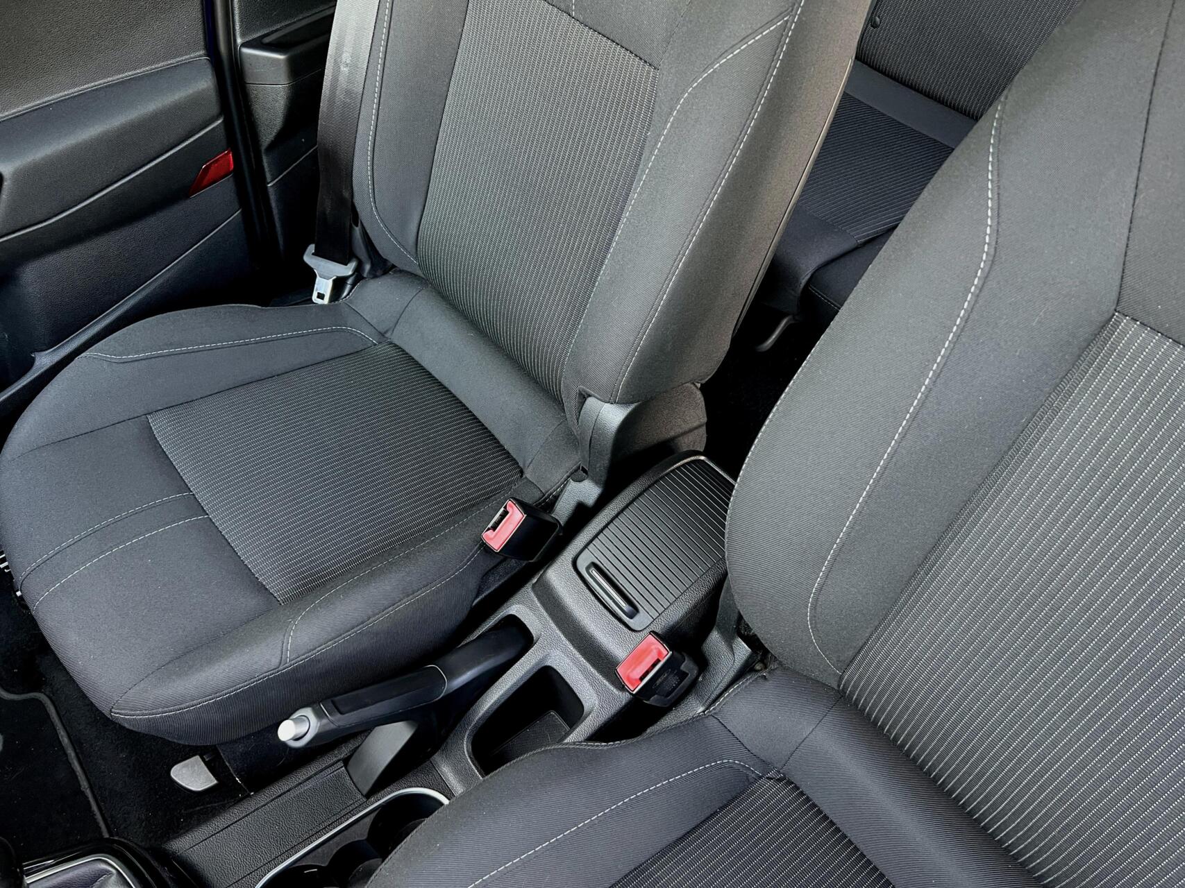 Foto van Ford B-max