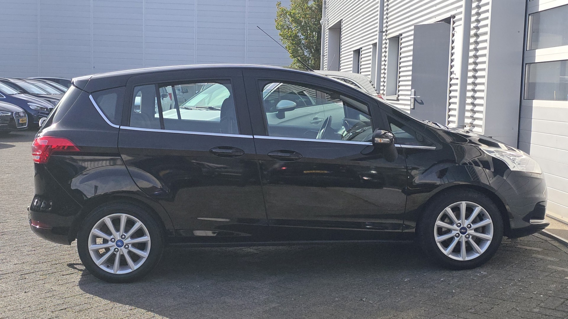 Foto van Ford B-max