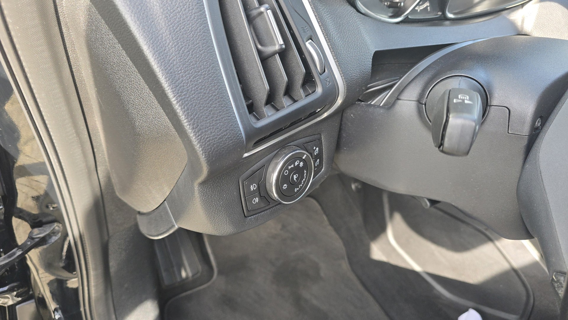 Foto van Ford B-max