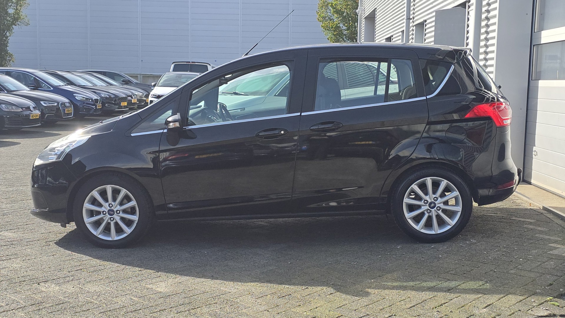 Foto van Ford B-max