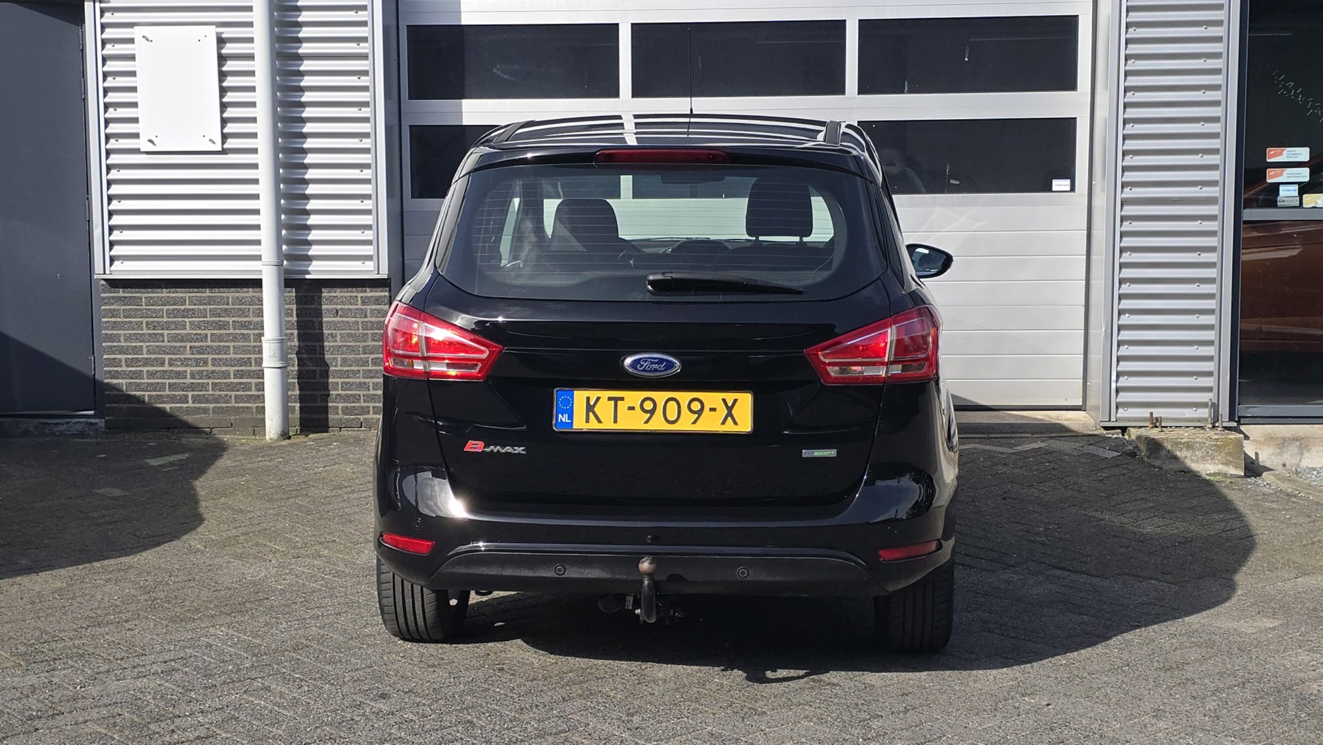 Foto van Ford B-max