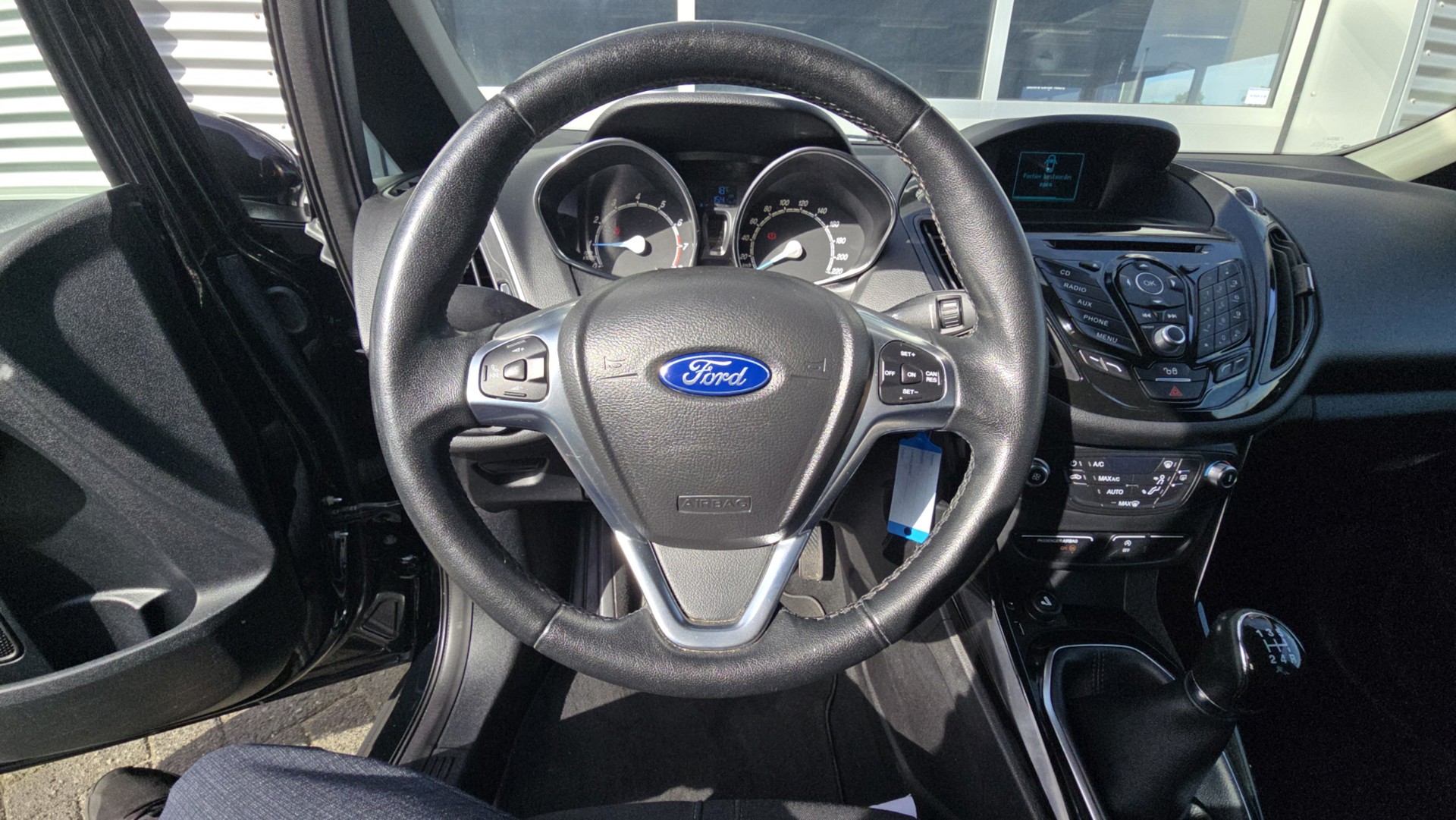 Foto van Ford B-max