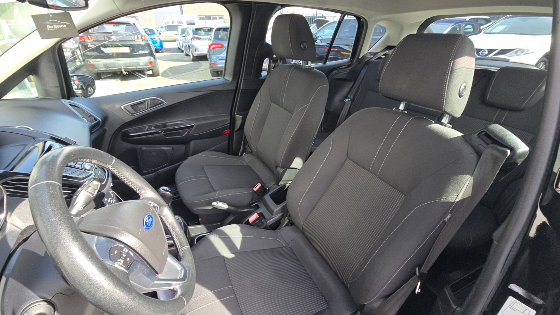 Foto van Ford B-max