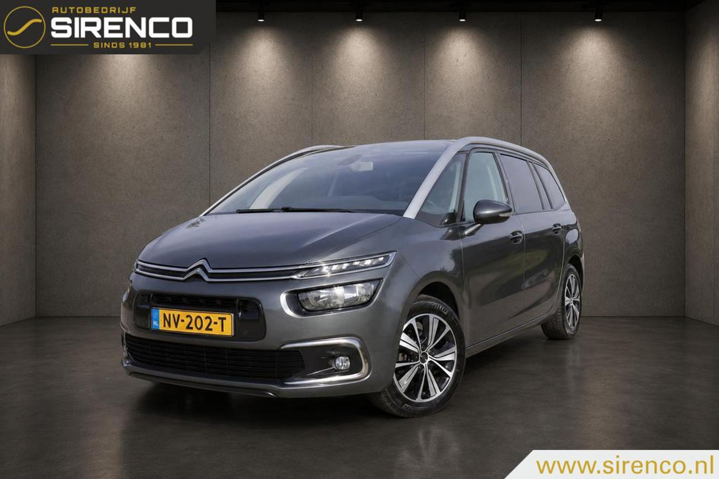 Citroen C4 Picasso 1.6 BlueHDi Business | dab | carplay | climate & cruise control | trekhaak | 7 zitter | 2017 - voorkant