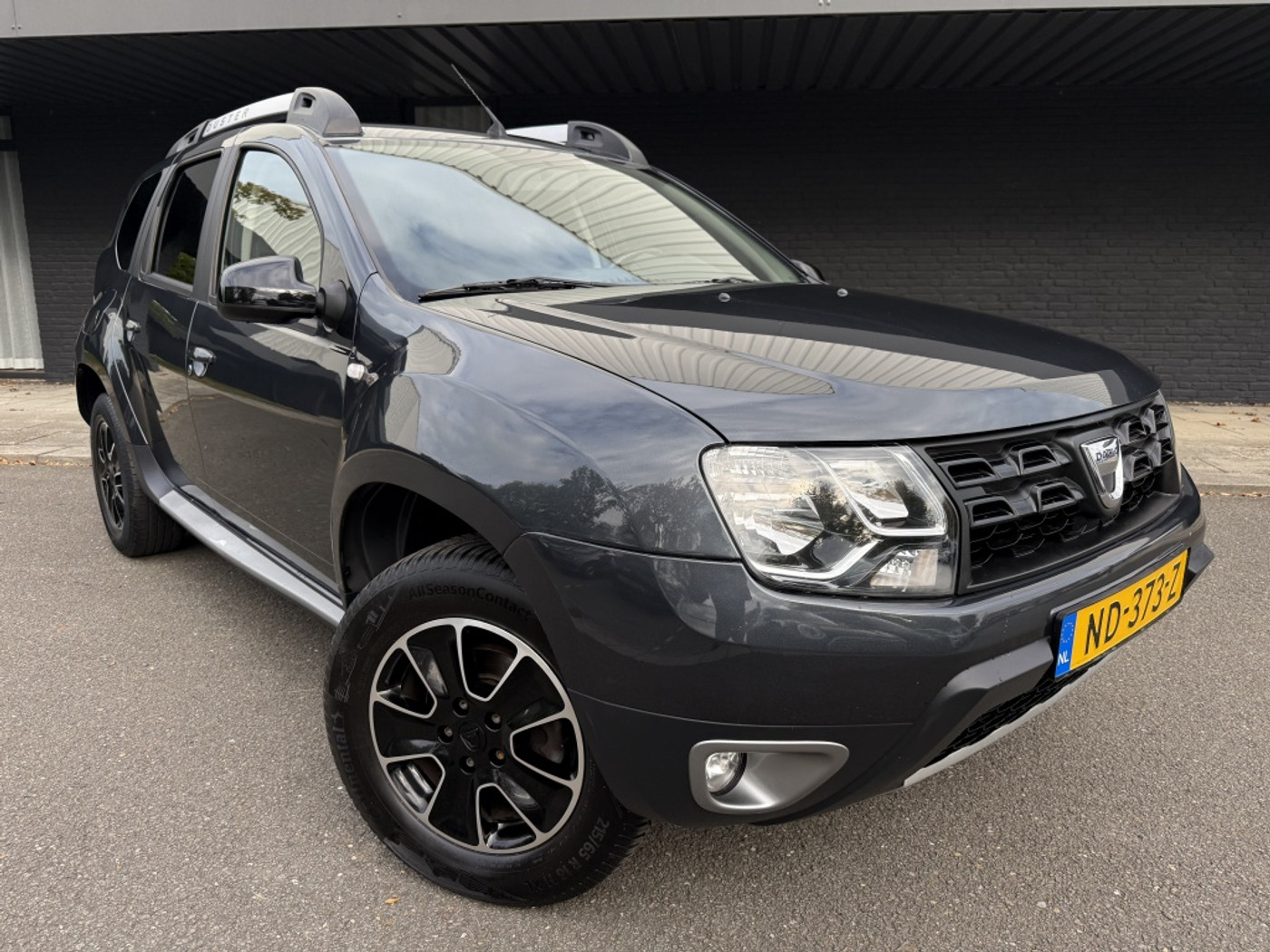 Dacia Duster 1.2 TCe 4x2 Blacksh. 2017 - voorkant