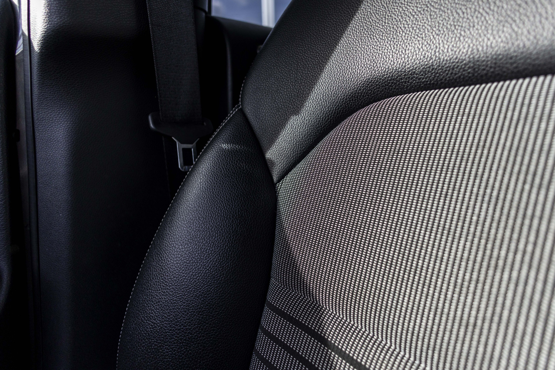 Foto van Mercedes-Benz B 200