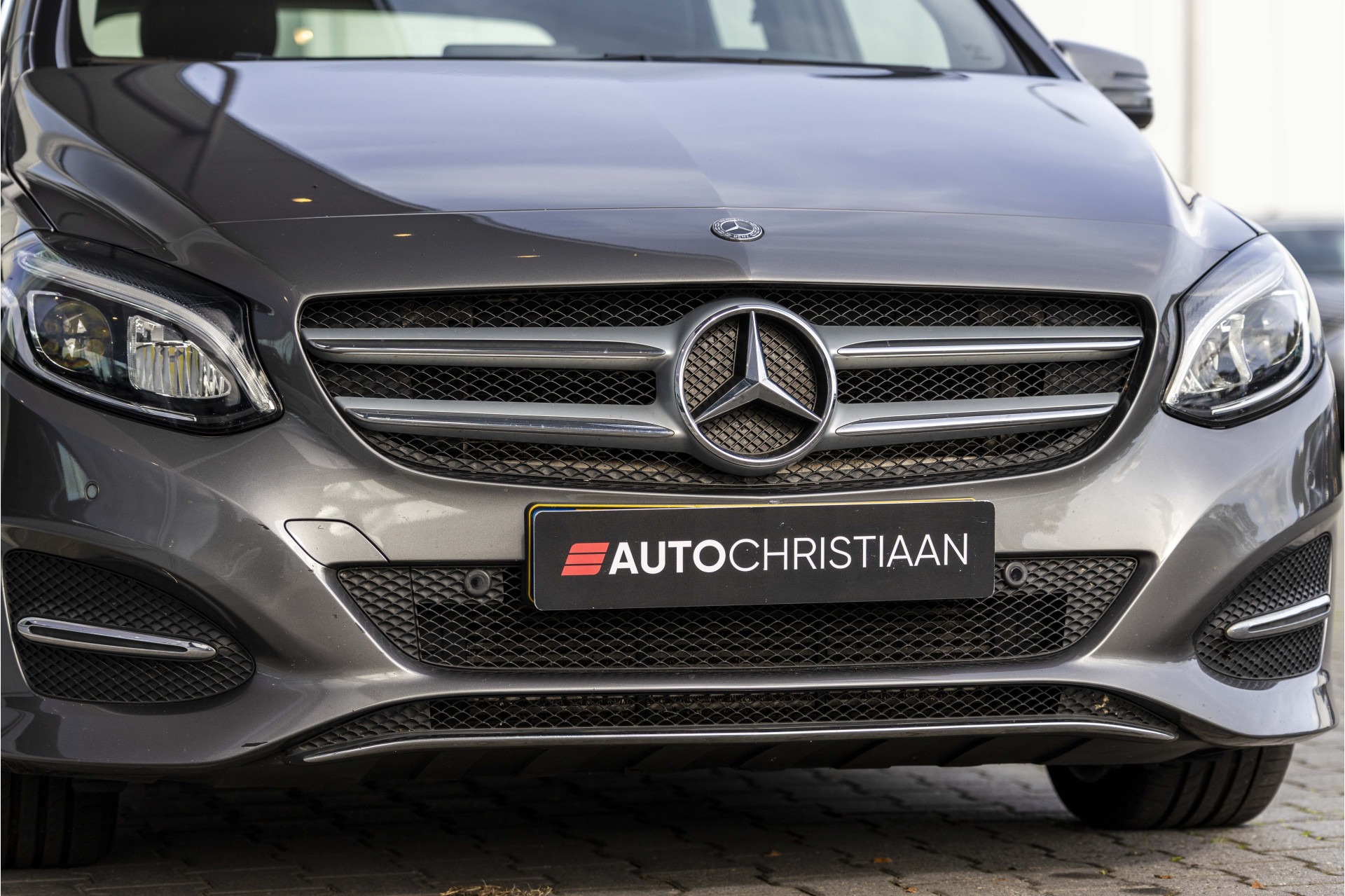 Foto van Mercedes-Benz B 200