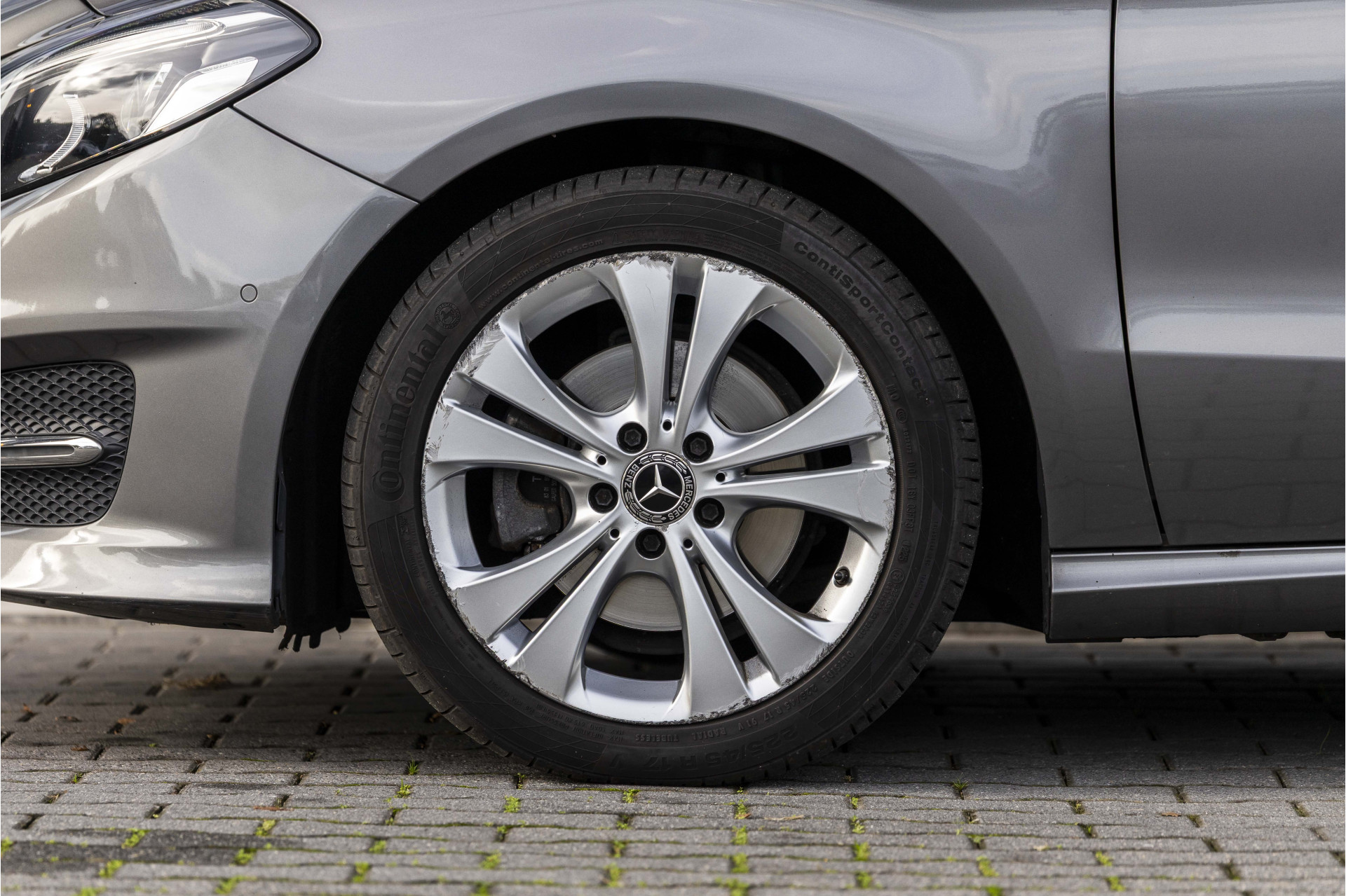 Foto van Mercedes-Benz B 200