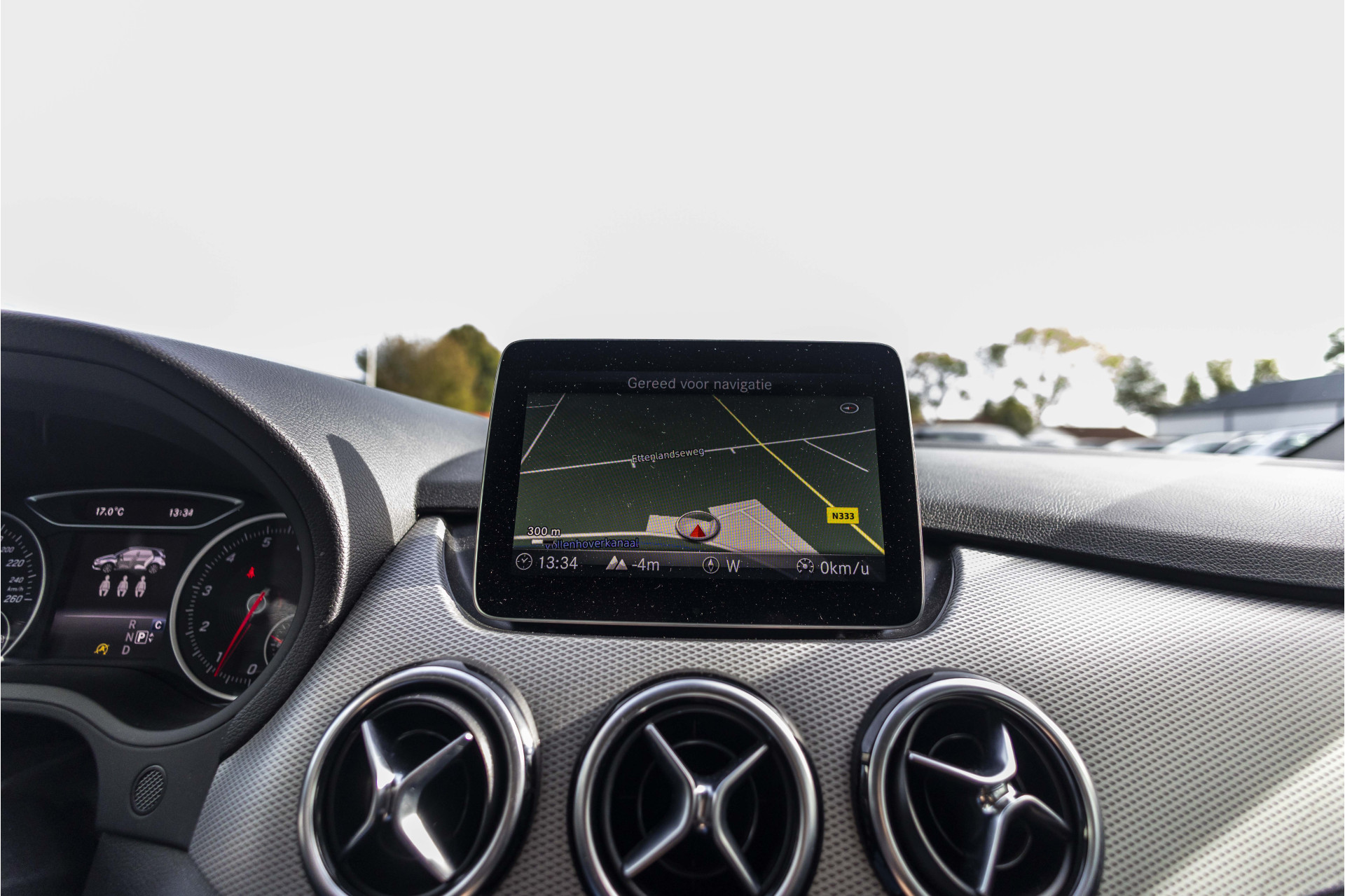 Foto van Mercedes-Benz B 200