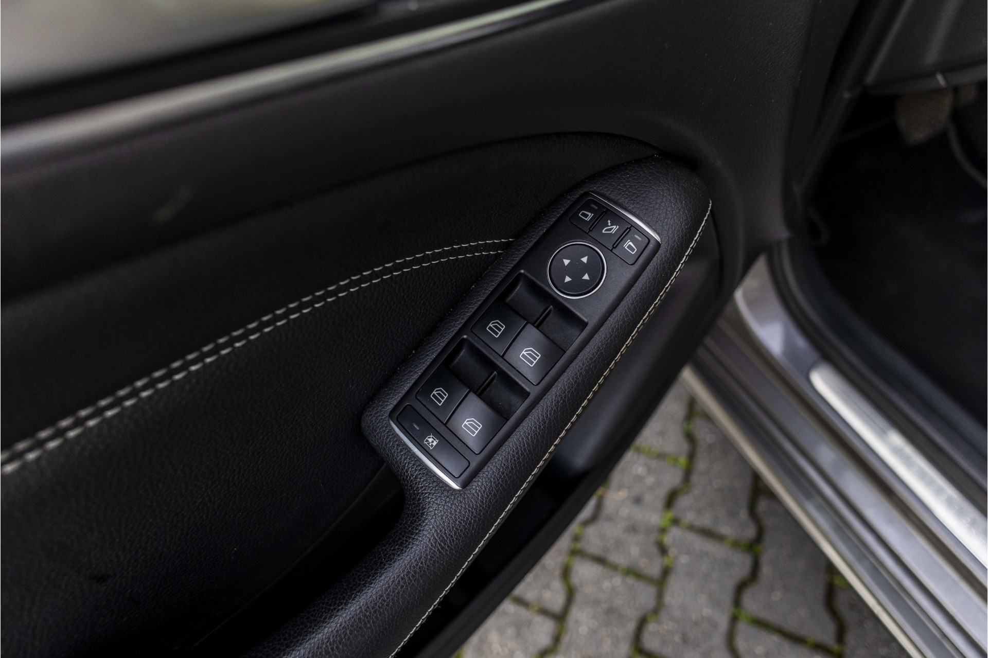 Foto van Mercedes-Benz B 200