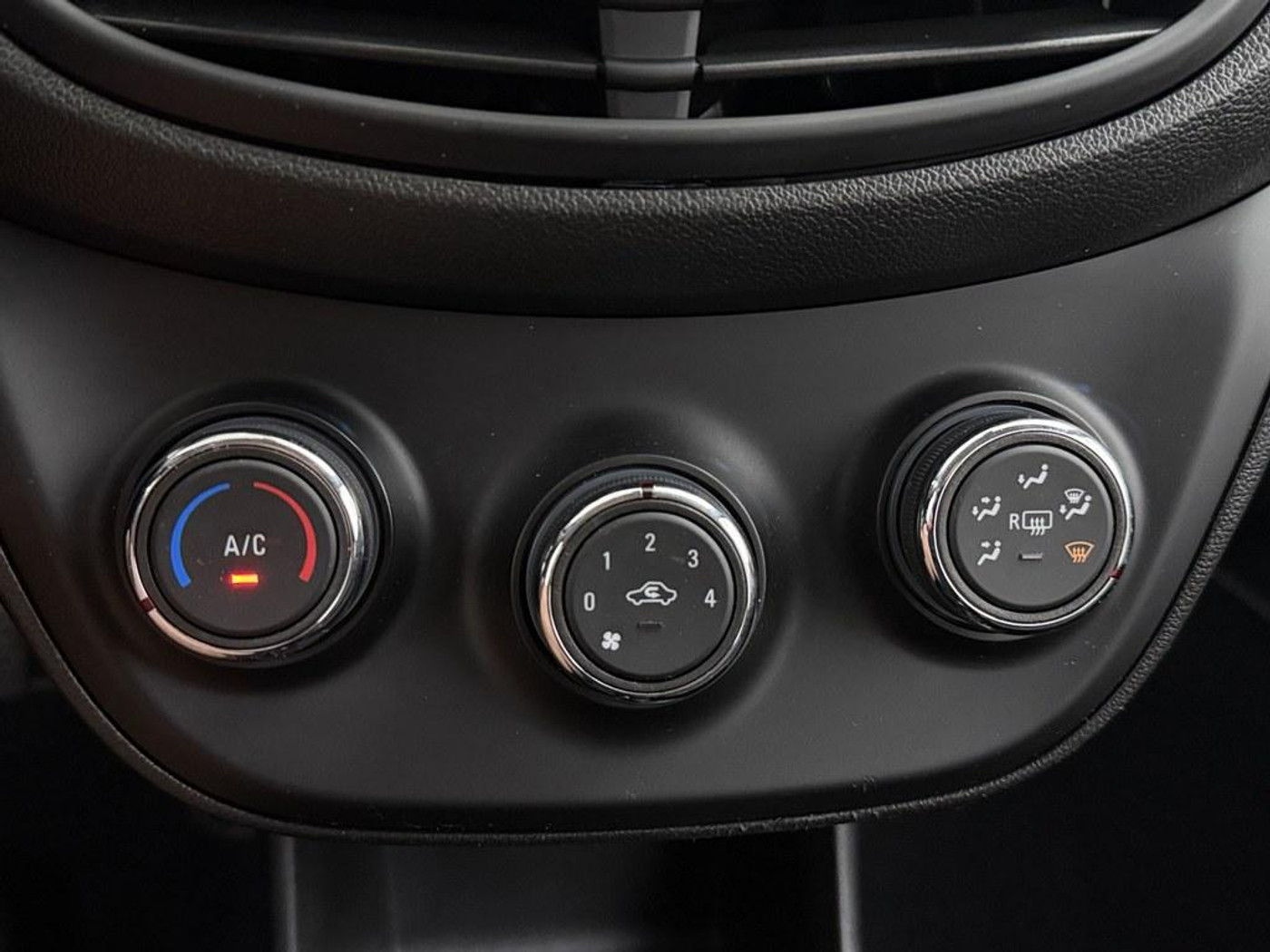 Foto van Opel Karl / Viva