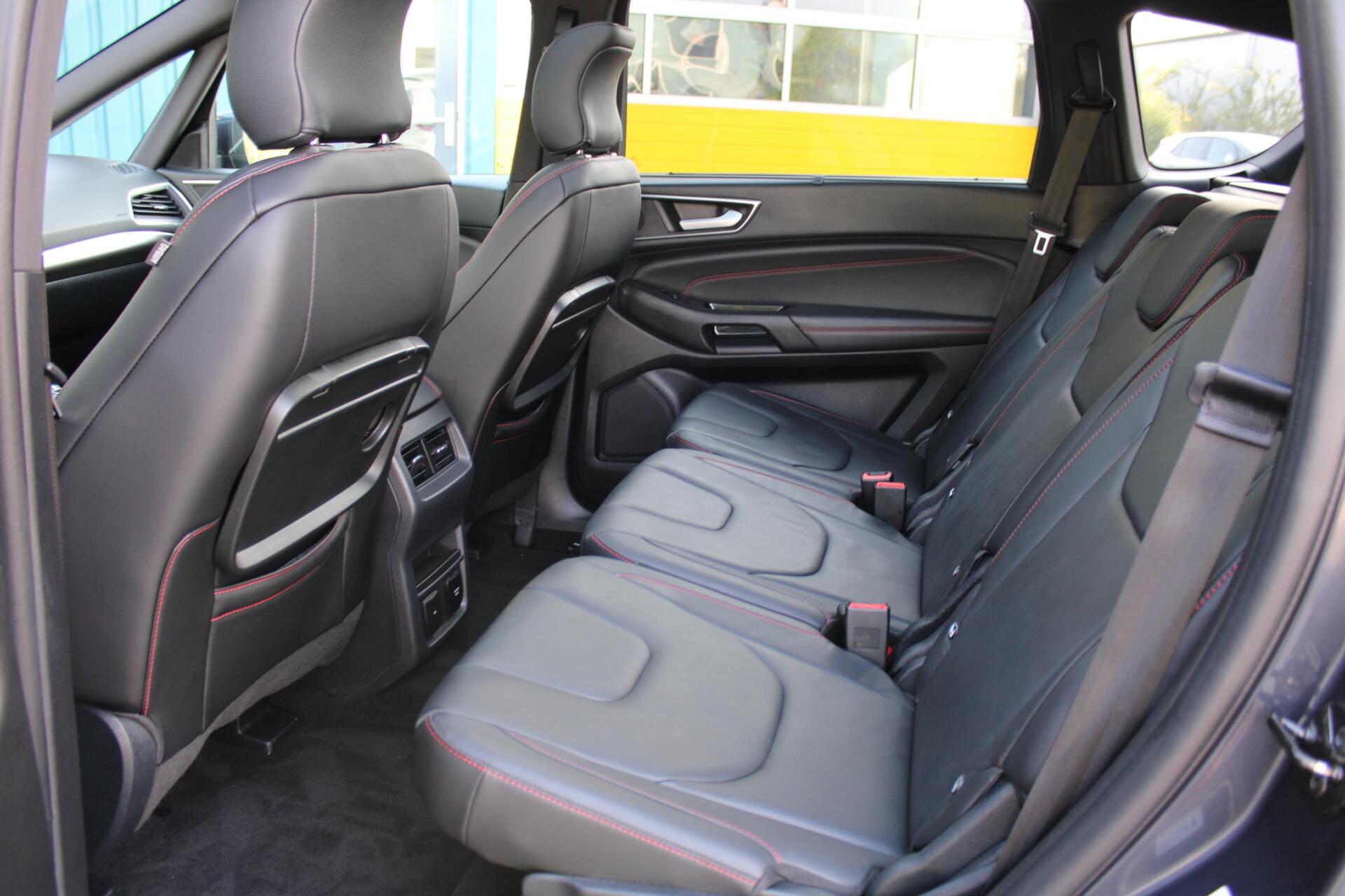 Foto van Ford S-max