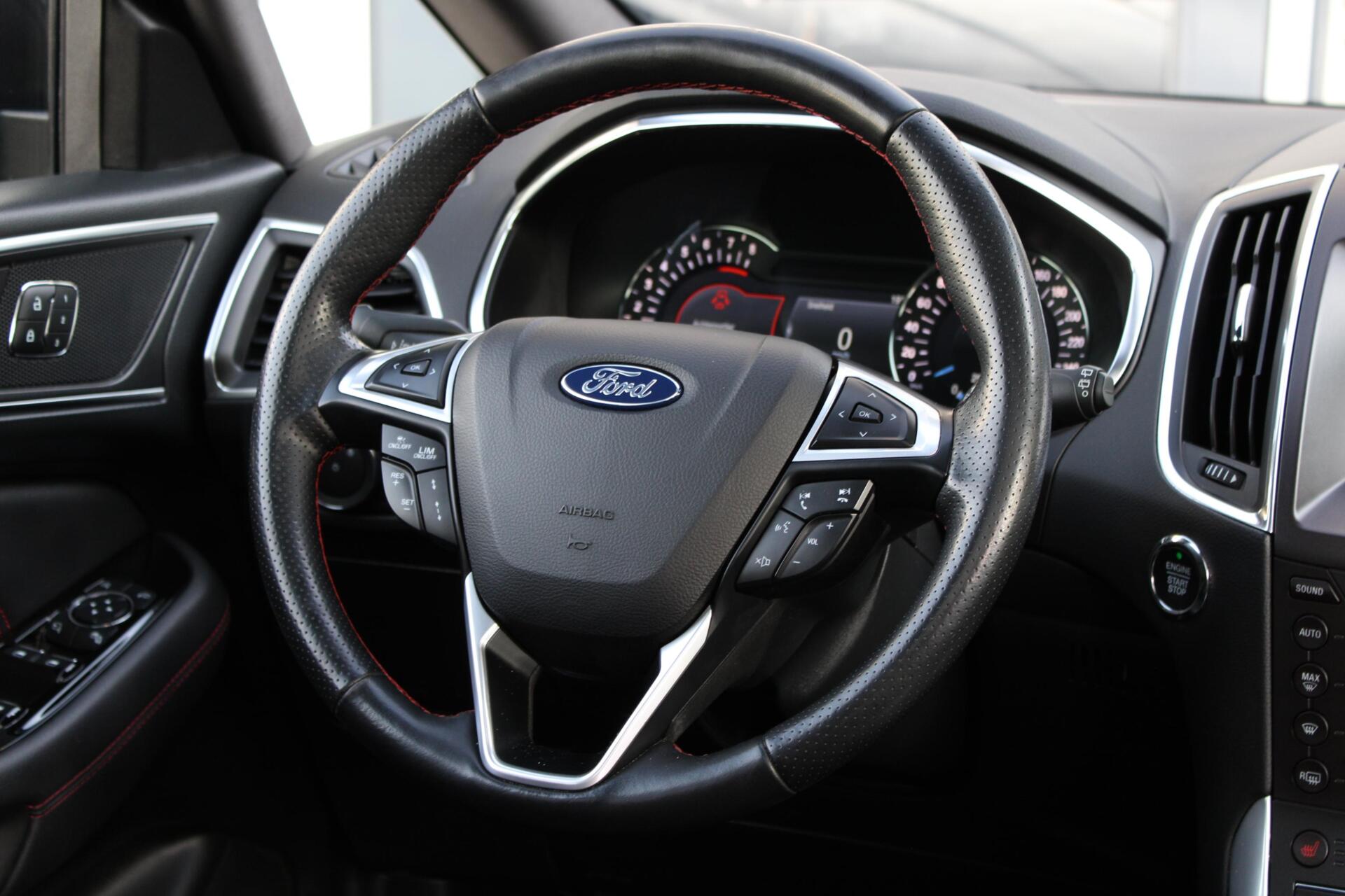 Foto van Ford S-max