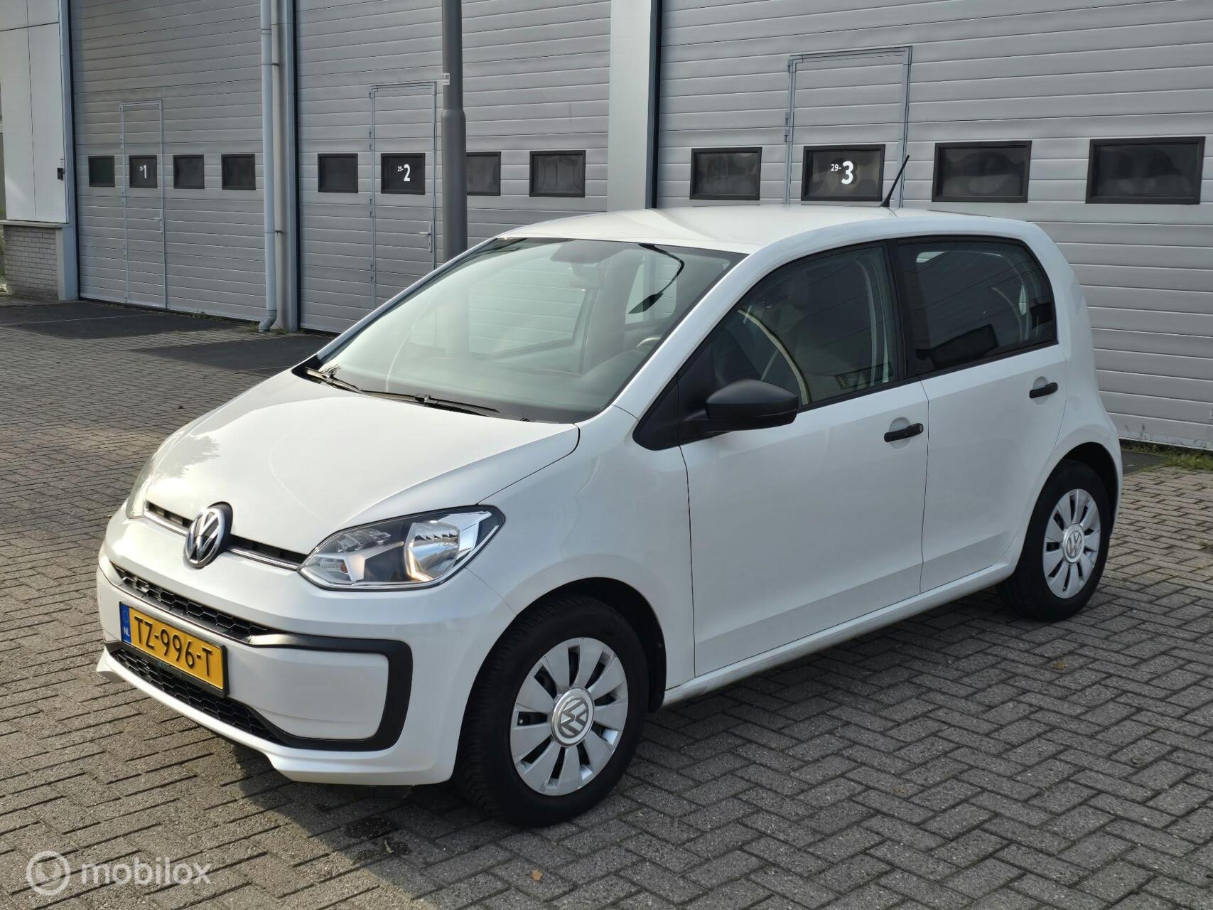 Volkswagen Up! 1.0 BMT take up! 2018 - voorkant