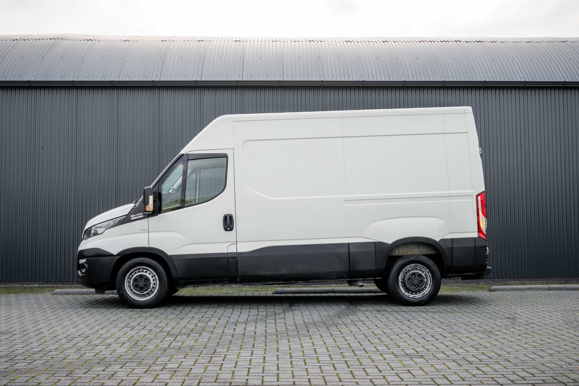 Foto van Iveco 35s14