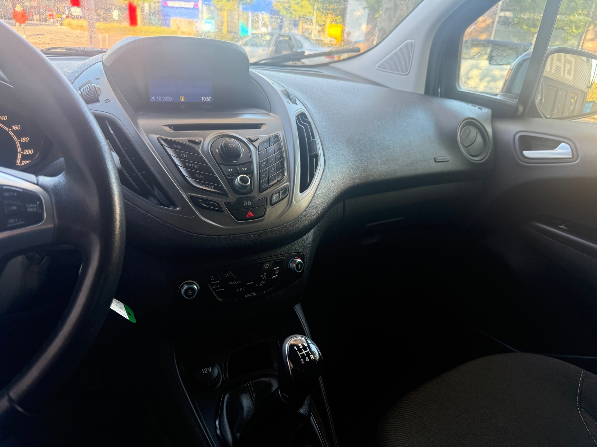Foto van Ford Transit Courier